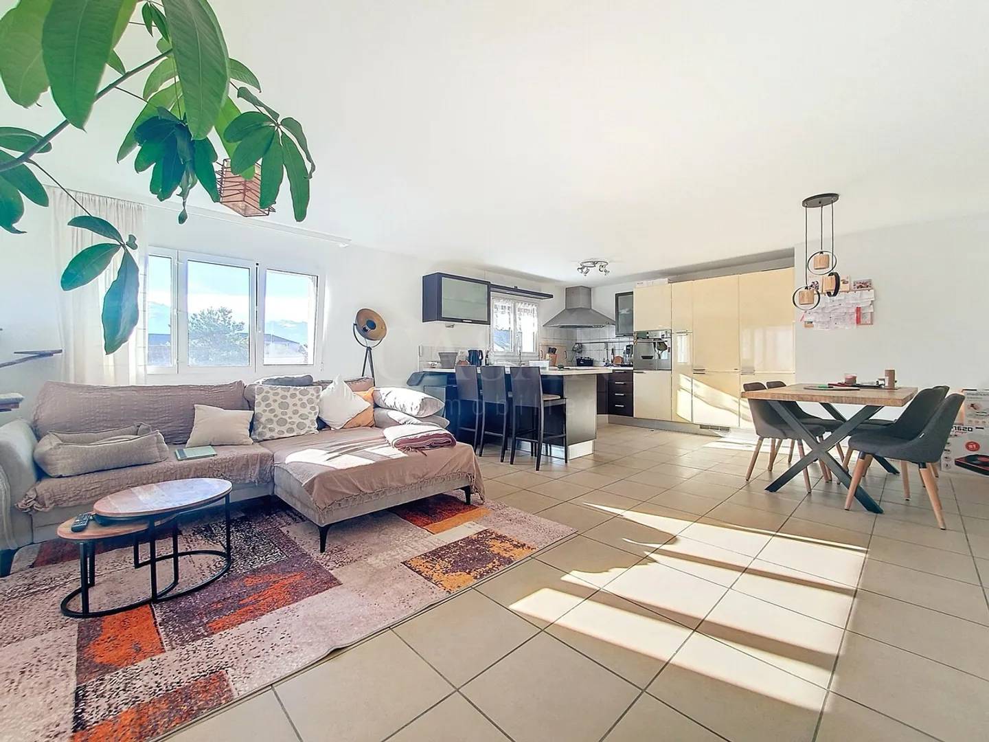 Family-friendly and ideal - Photo 1 of 5