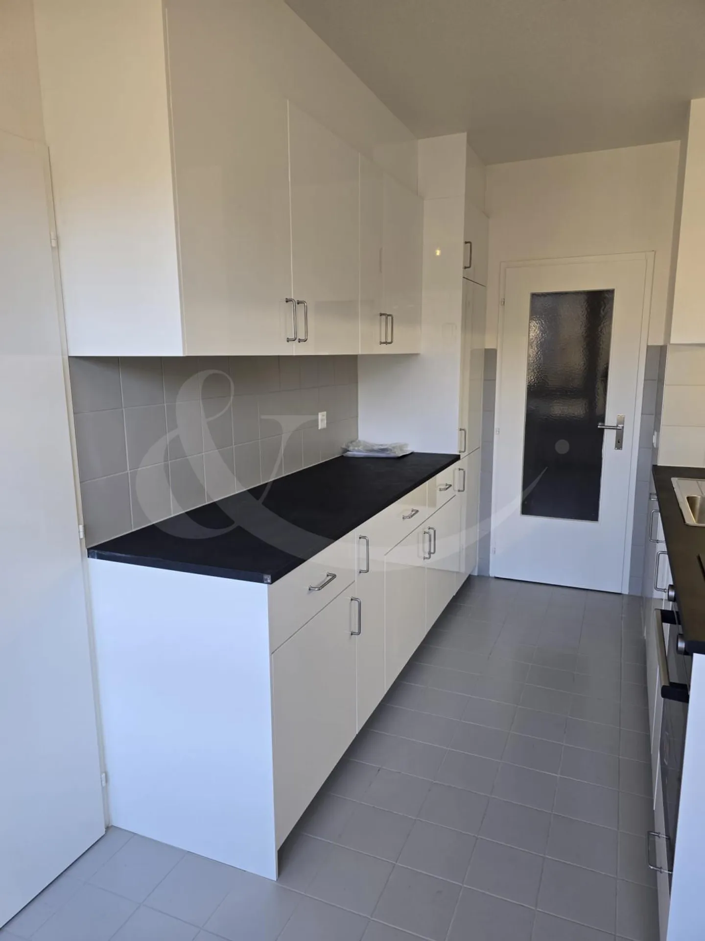 42 Ch. de la Chevillarde, Magnifico appartamento con 4 stanze in un edificio residenziale - Foto 8 di 17