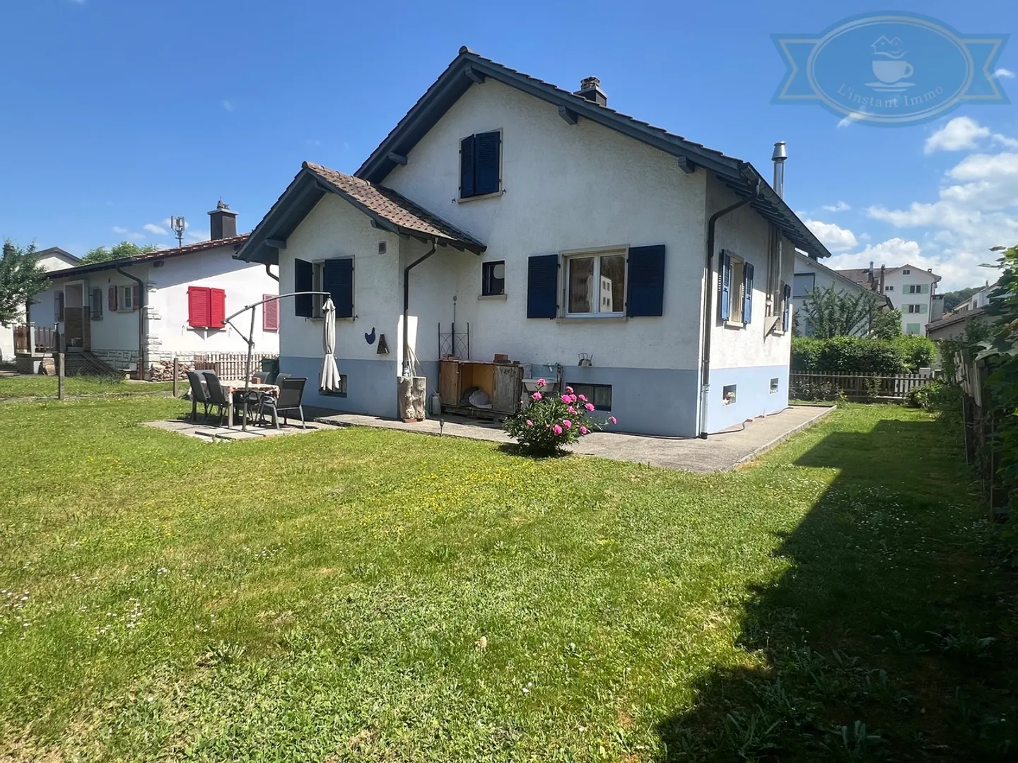 Spacious Family Home with Garden - Photo 1 of 11