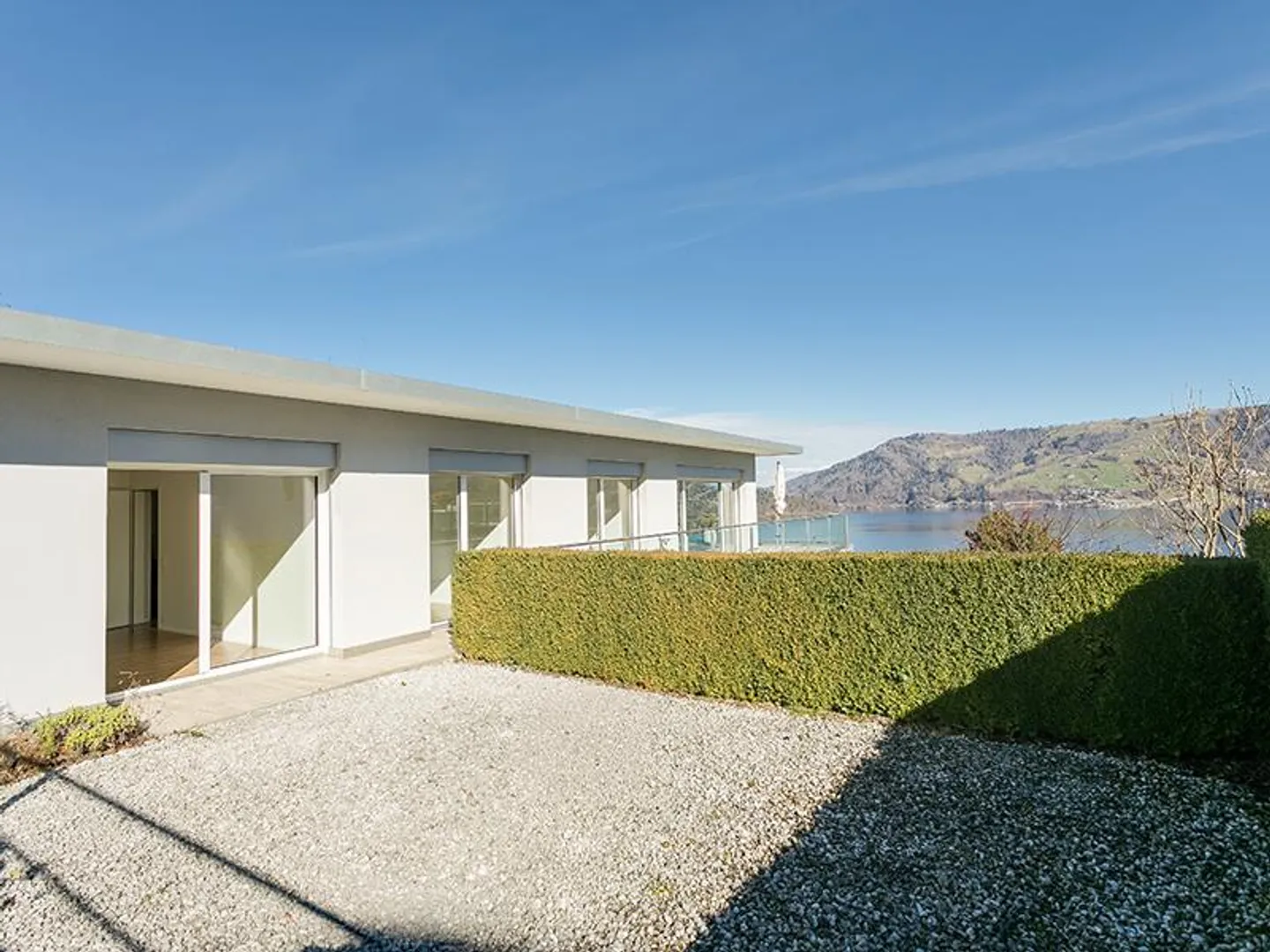 PRIVATE LAKE VIEW | Immensee - Photo 5 of 10