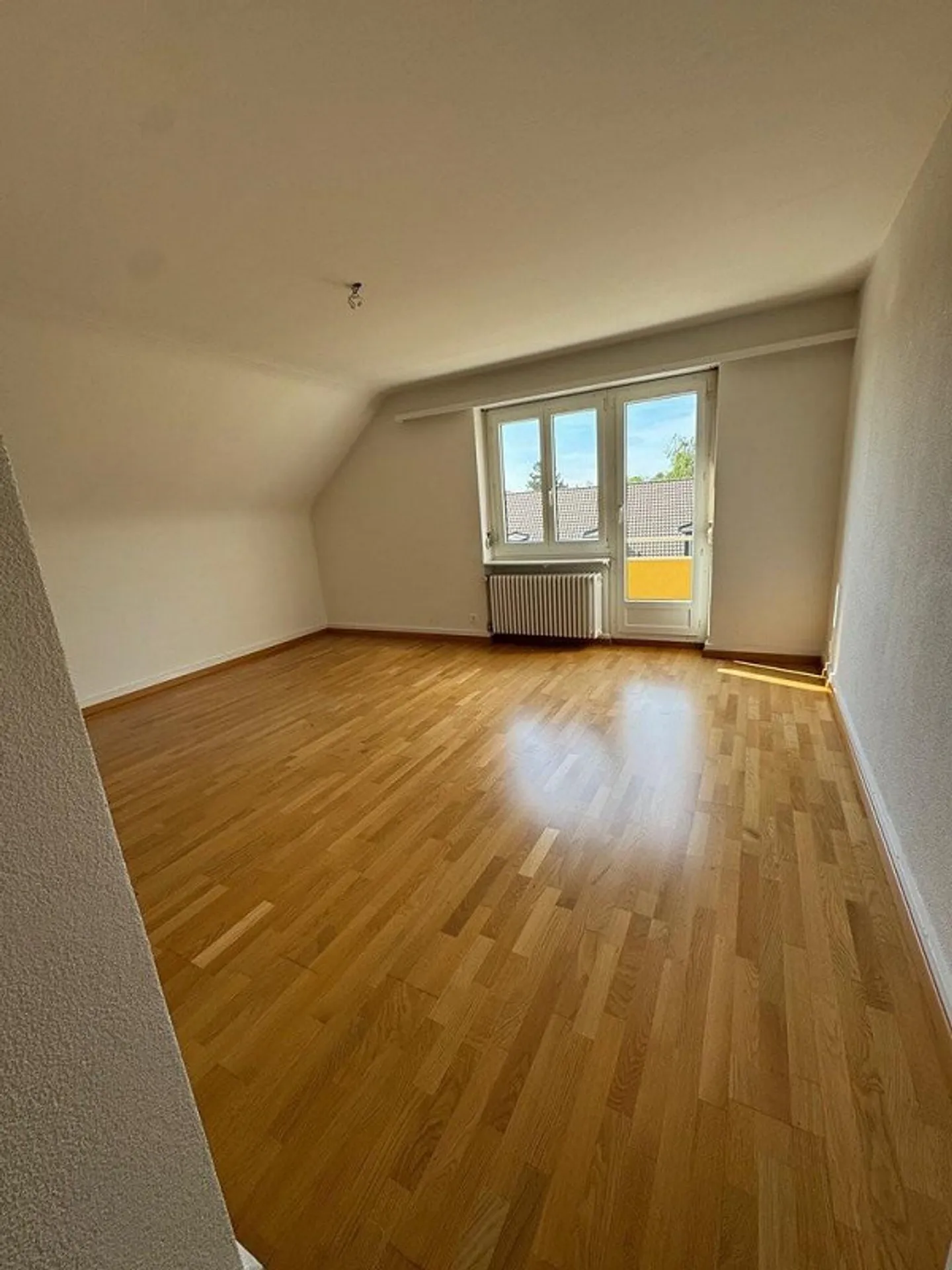 Modern penthouse apartment in the trendy Ostring district - Photo 5 of 9