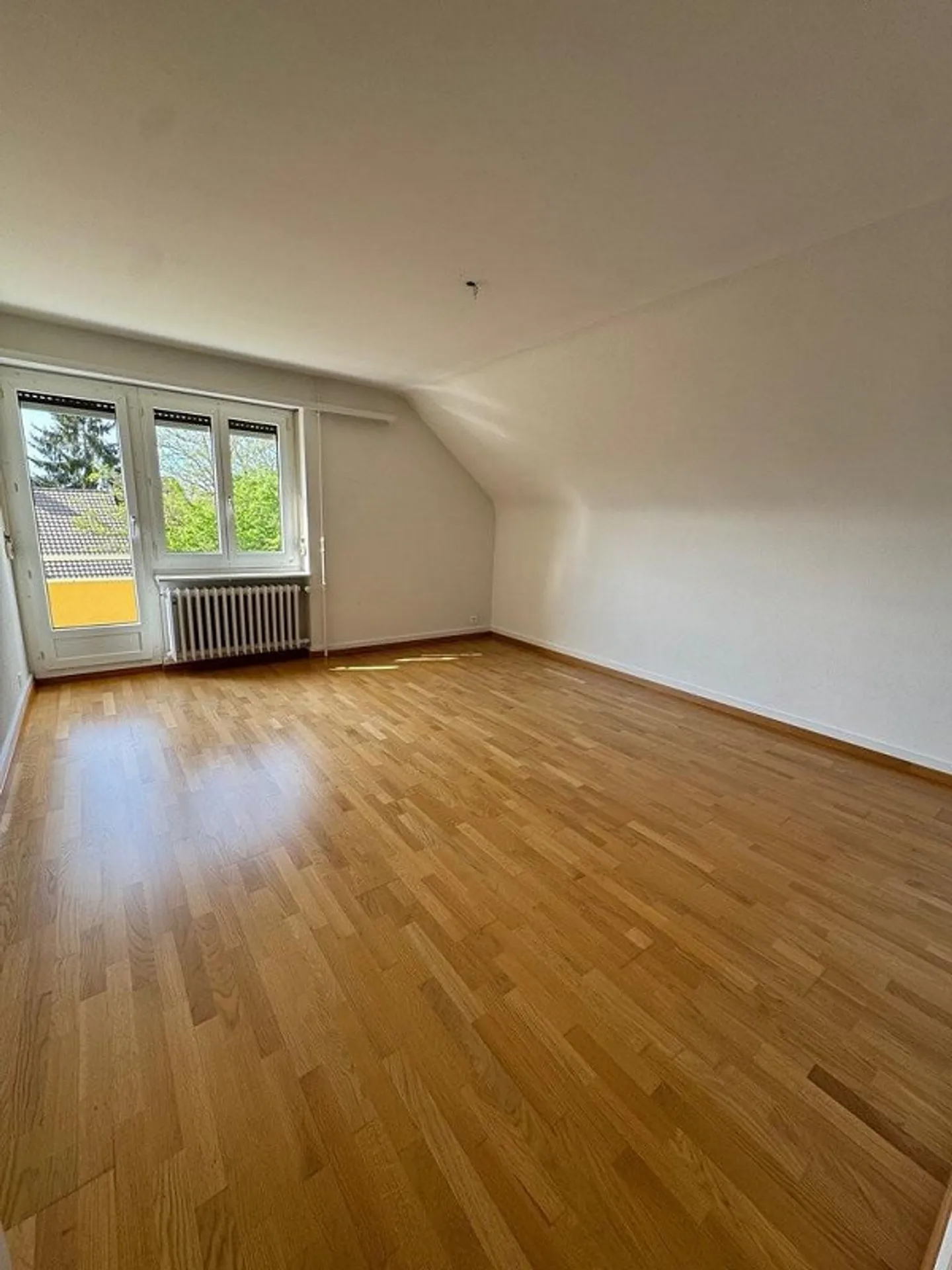 Modern penthouse apartment in the trendy Ostring district - Photo 7 of 9