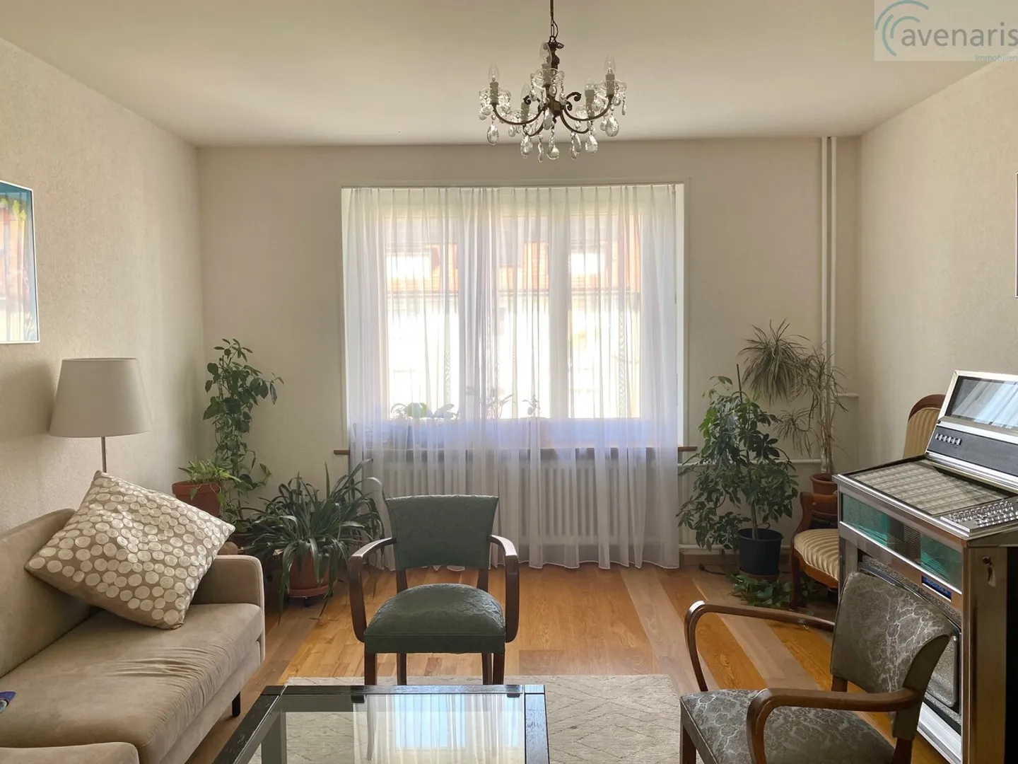 Spacious 2.5-room condominium in central location - Photo 1 of 10