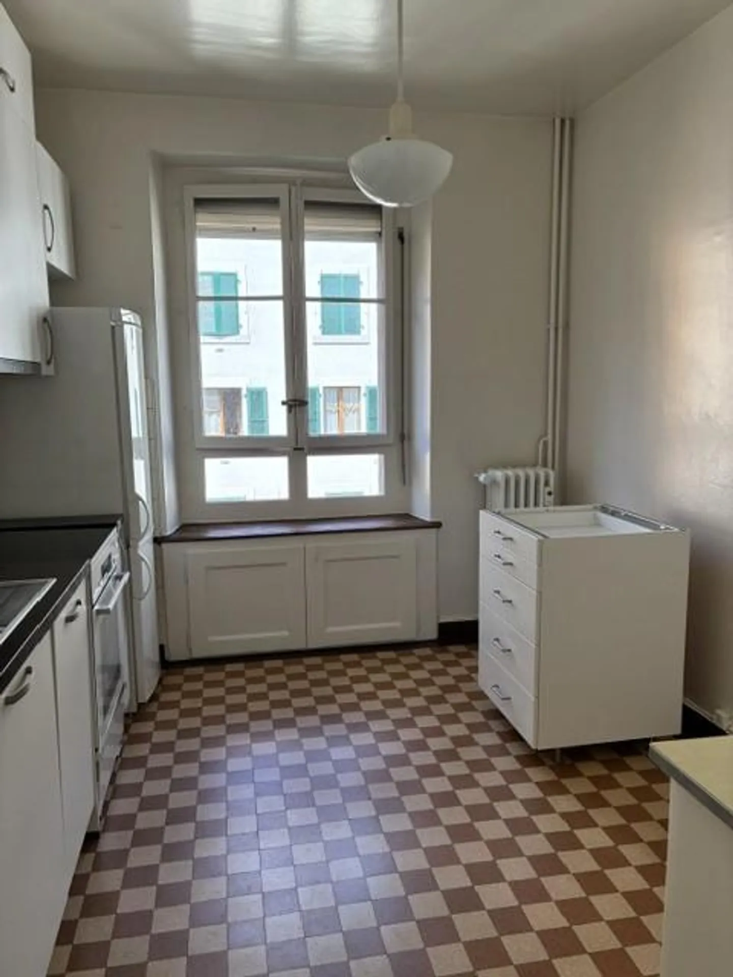 3-room apartment located at Bd de la Cluse 27, 1205 Geneva - Photo 4 of 5
