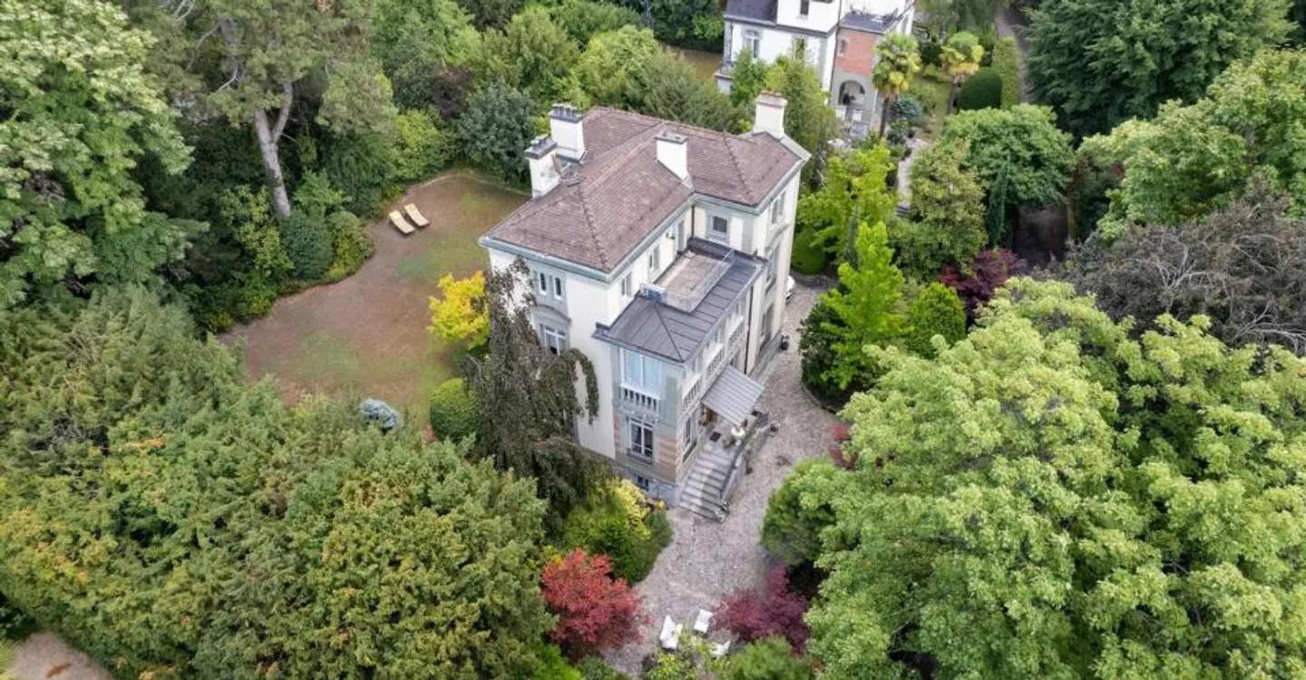 10-Zimmer-Haus - Foto 3 von 12