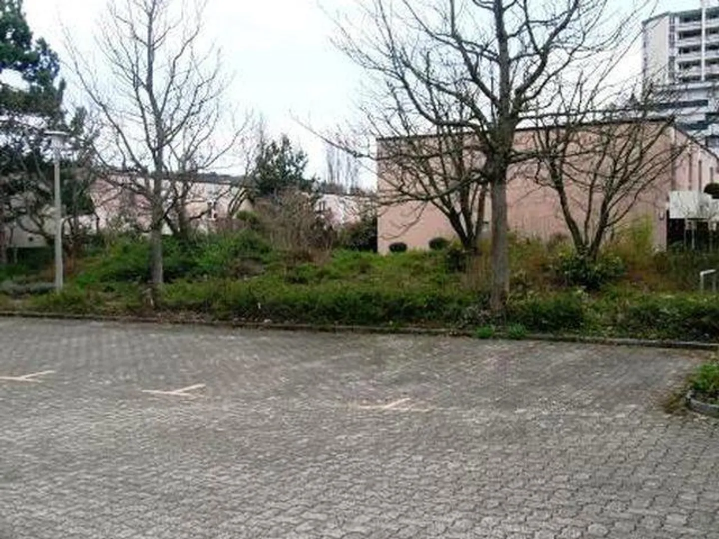 Place de parking à Reinach - Photo 2 sur 2