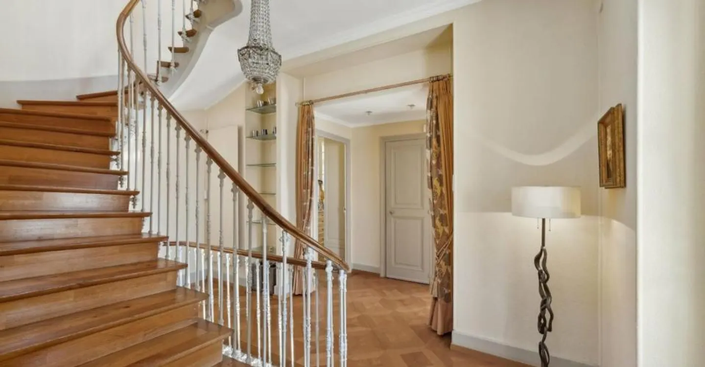 10-Zimmer-Haus - Foto 10 von 12