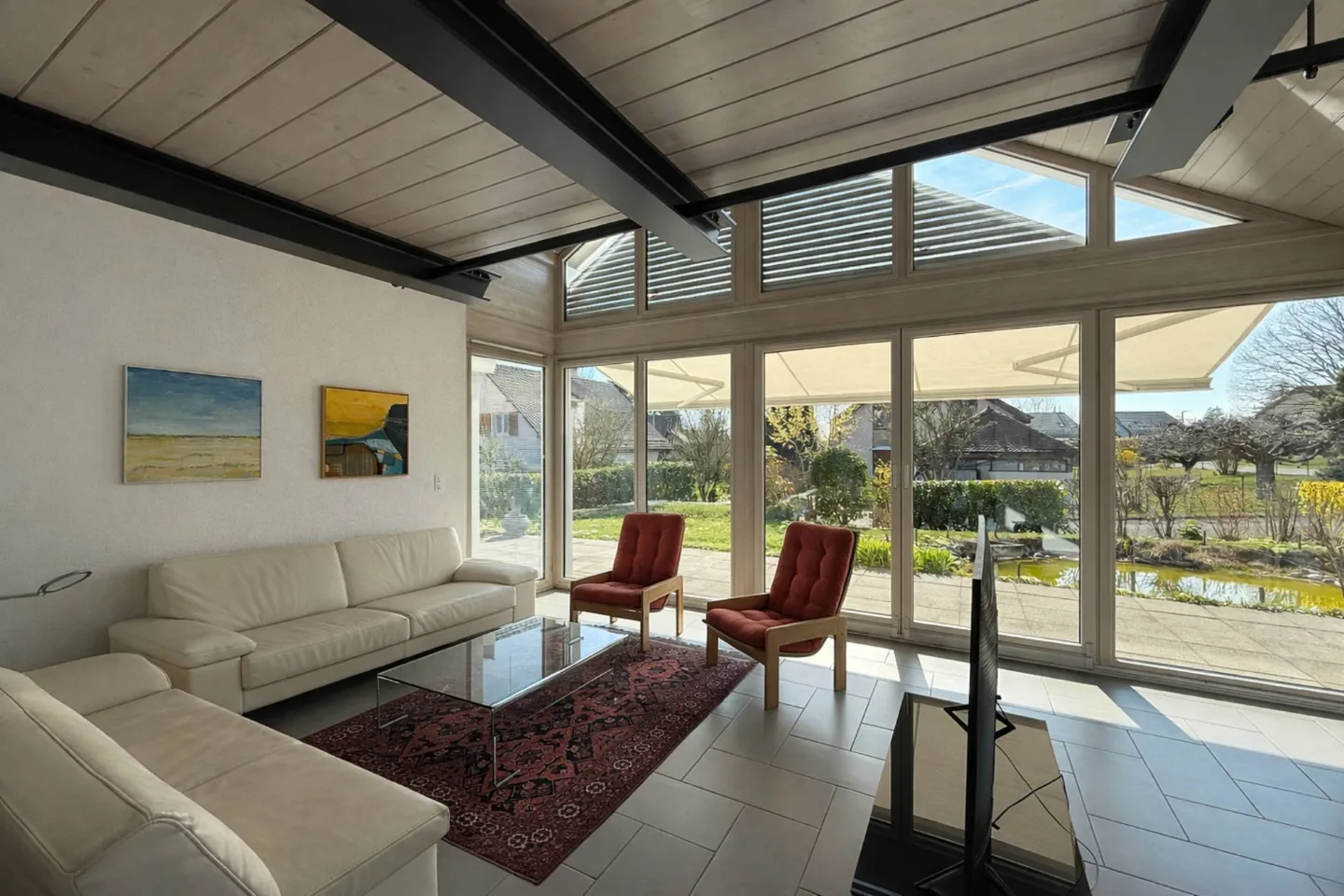 Hervorragende freistehende Villa mit 7,5 Zimmern, bewaldetem Garten und Energieausstattung - Foto 3 von 10