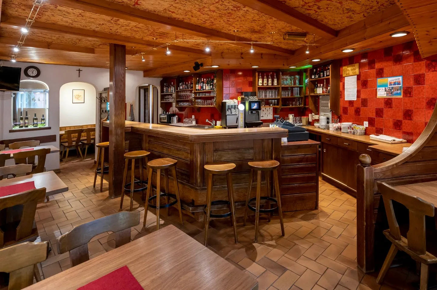 Unique Opportunity: Hotel in Picturesque Simplon Village – Buy Now! - Photo 3 of 11