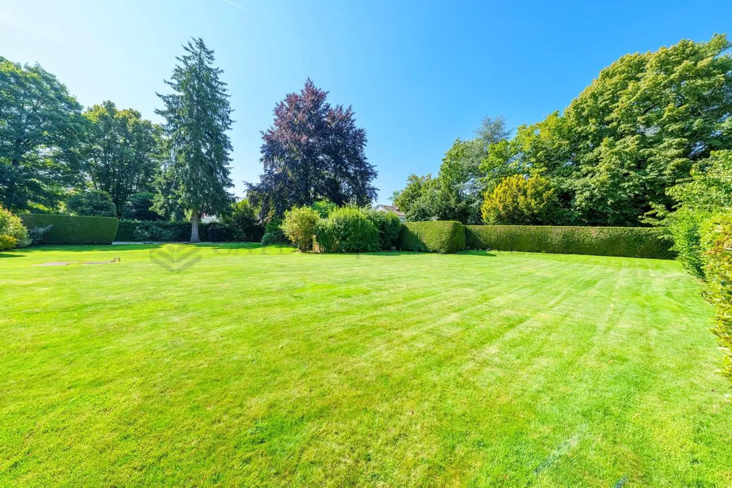 Stupenda townhouse di 6 stanze in un eccezionale parco privato! - Foto 2 di 11