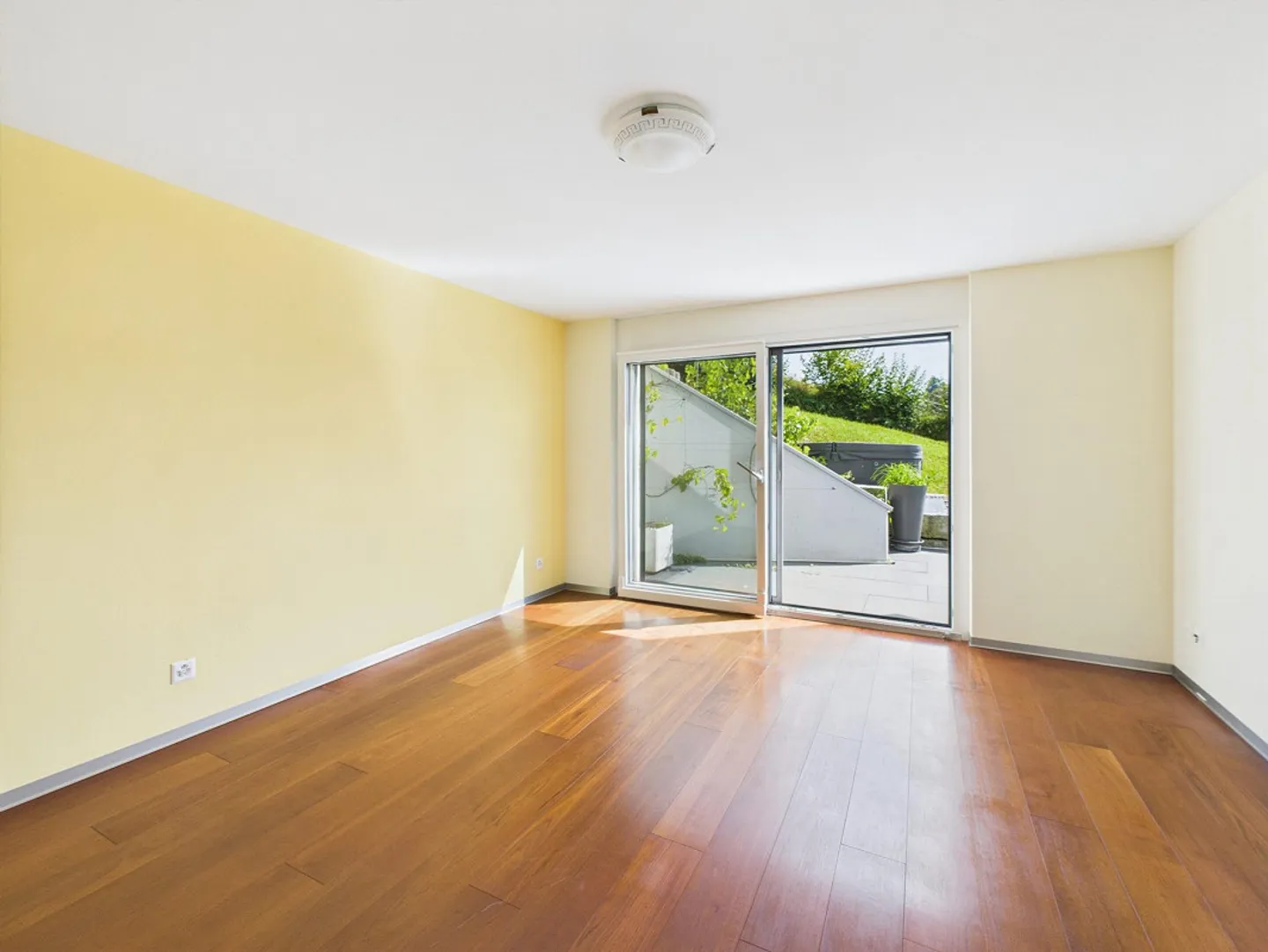 Exklusive Terrassenwohnung an wunderschöner Lage mit freier Sicht a... - Foto 6 von 11