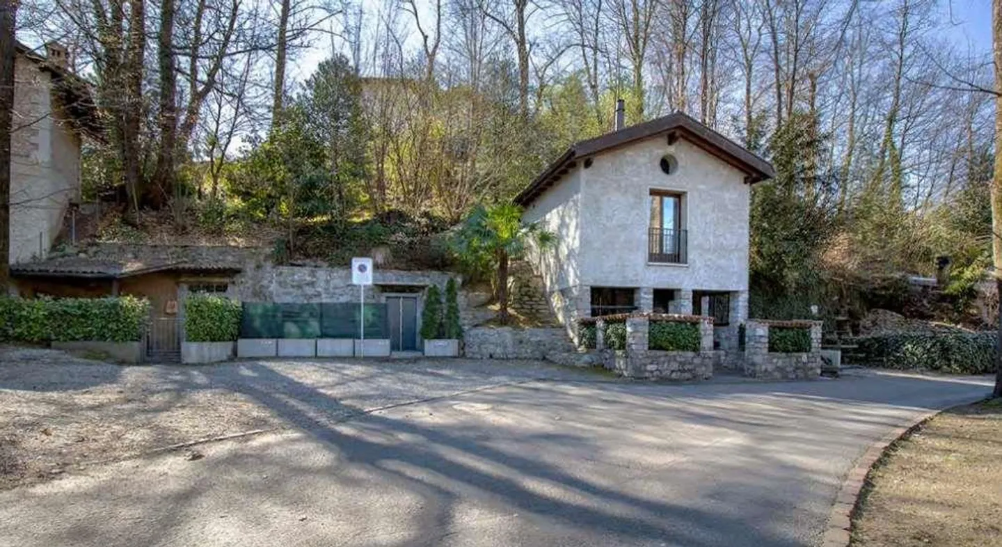 Rustico con Cantine Vinicole - Foto 1 di 12