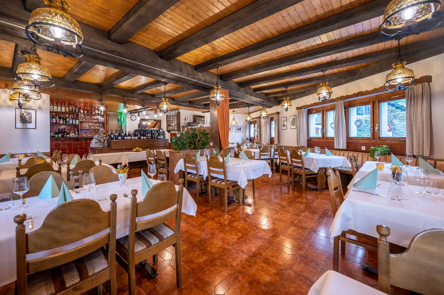 Unique Opportunity: Hotel in Picturesque Simplon Village – Buy Now! - Photo 5 of 11