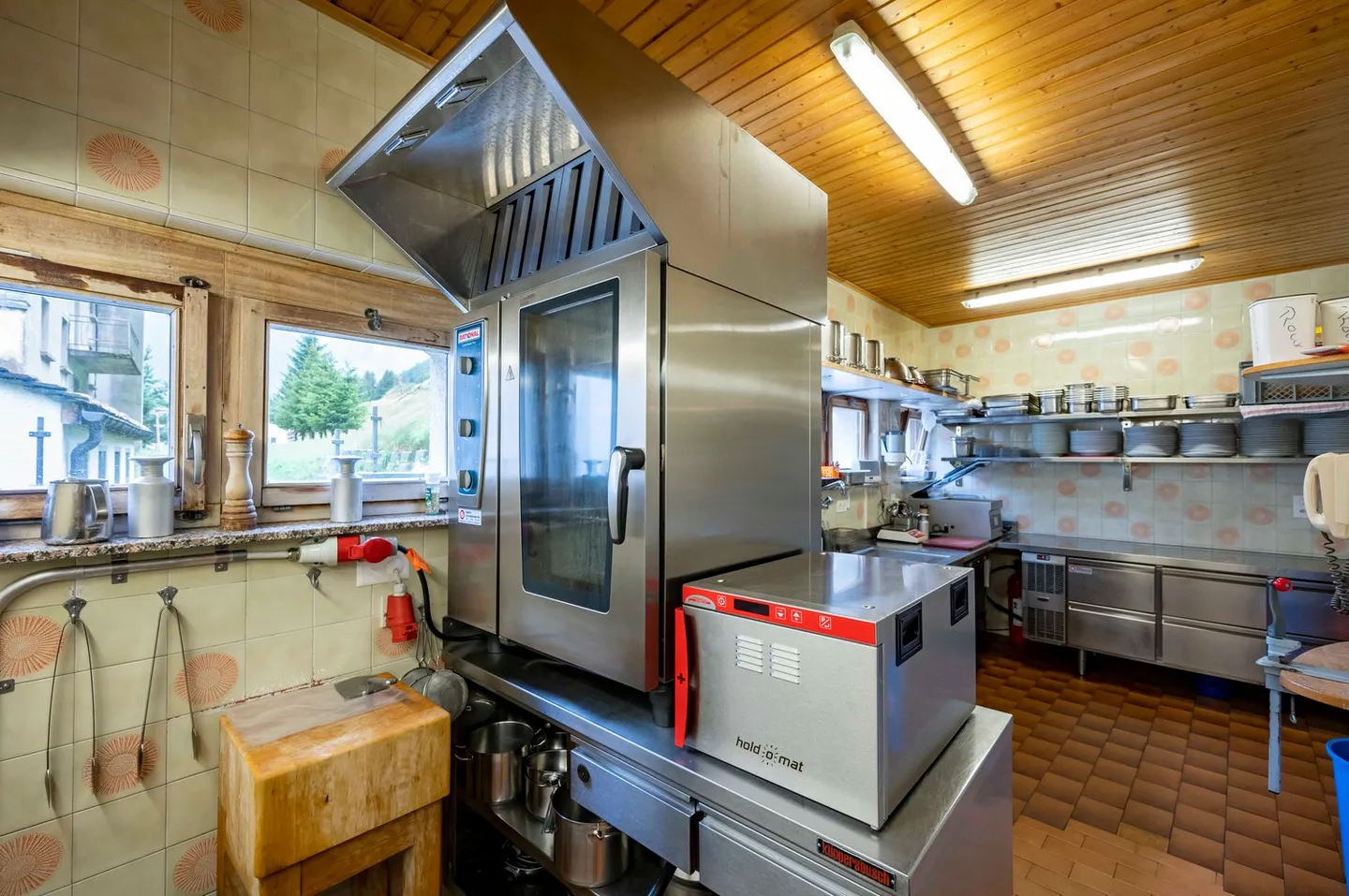 Unique Opportunity: Hotel in Picturesque Simplon Village – Buy Now! - Photo 10 of 11