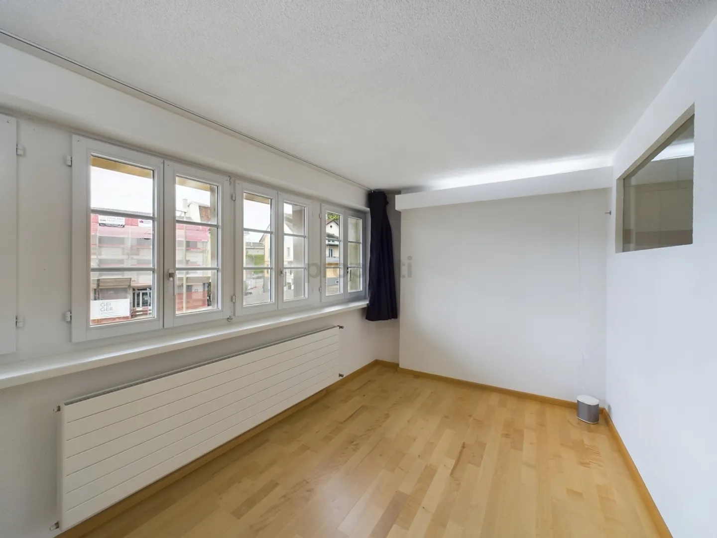 Maison de ville confortable de 4 pièces dans un emplacement central à Rüti - Photo 6 sur 11