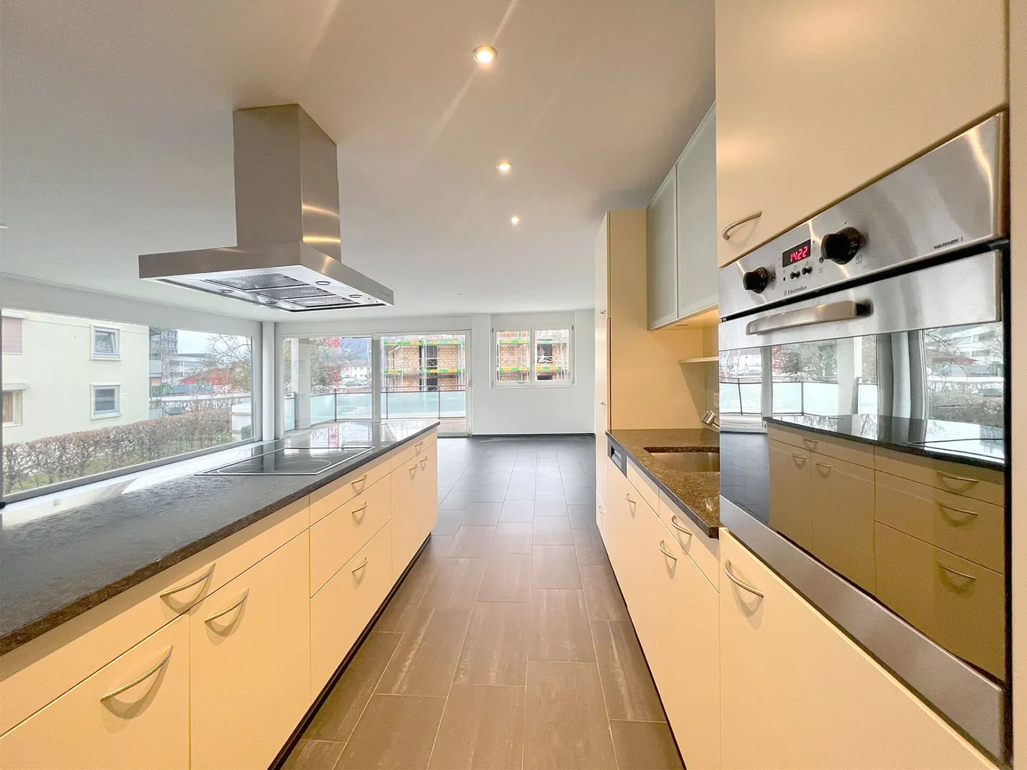 4.5 Room Condominium 1st Floor in Suhr - Photo 7 of 30