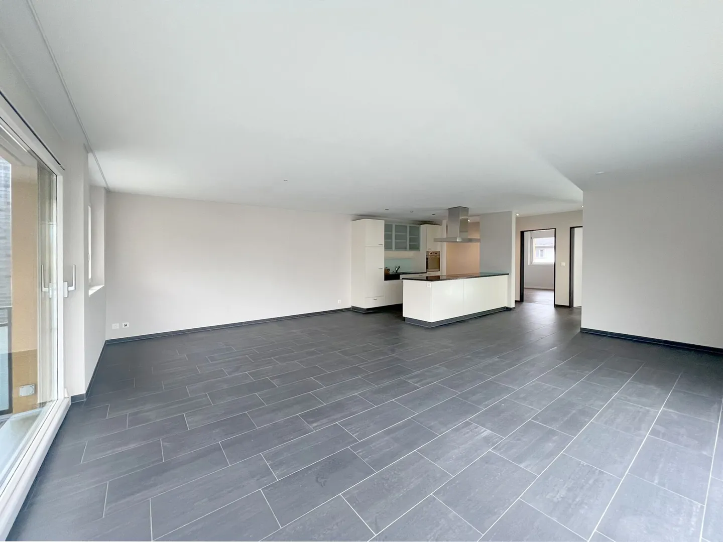 4.5 Room Condominium 1st Floor in Suhr - Photo 8 of 30