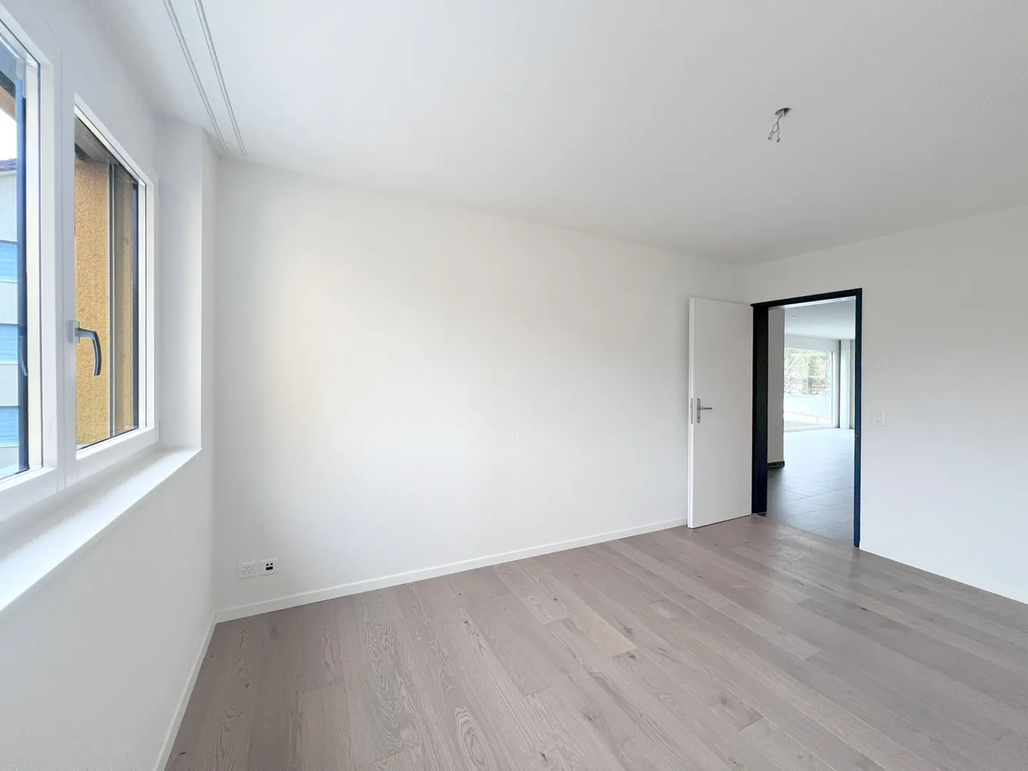 4.5 Room Condominium 1st Floor in Suhr - Photo 12 of 30