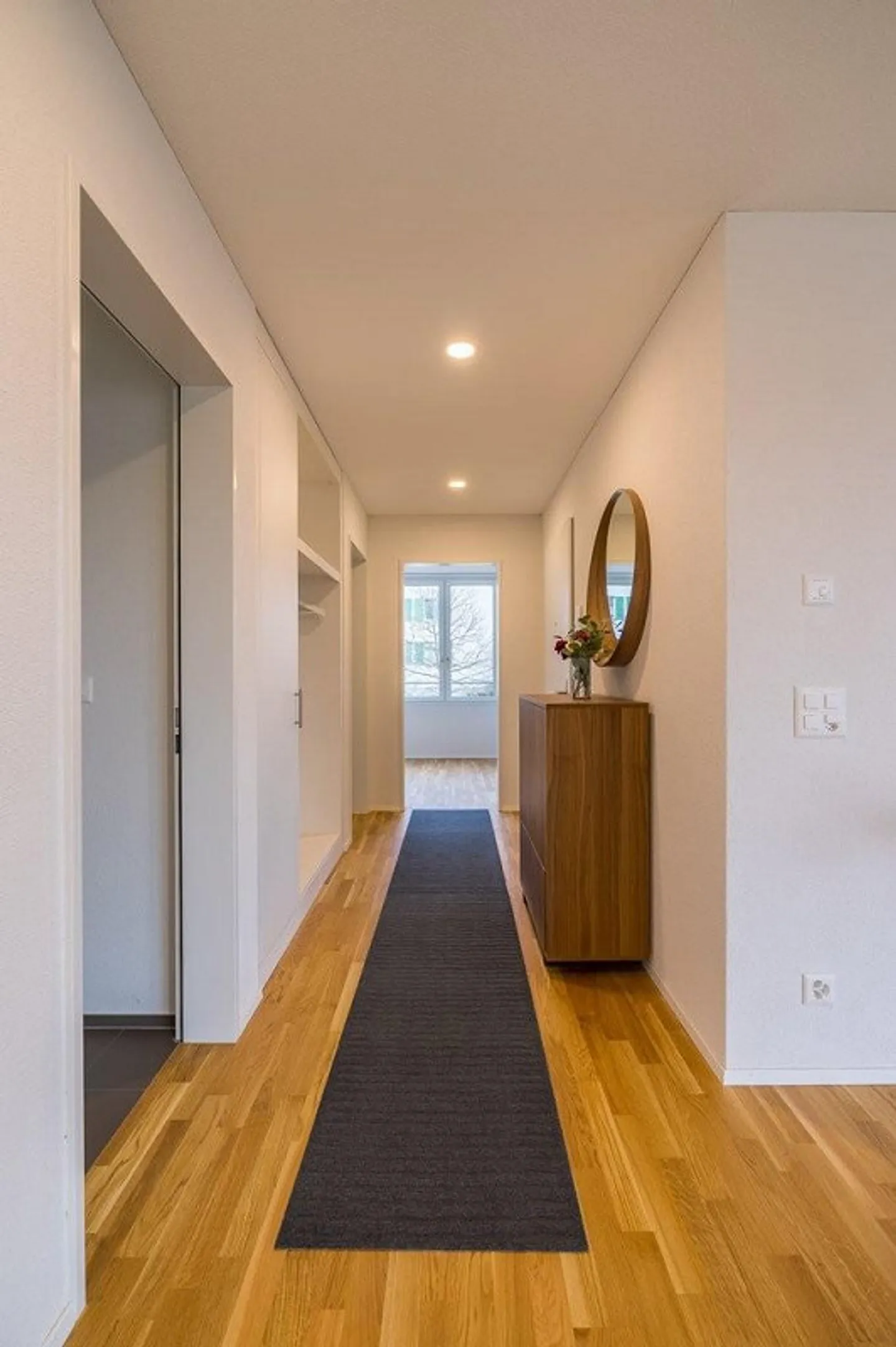 Grand et moderne appartement de 4,5 pièces à la gare de Lyss - Photo 3 sur 10