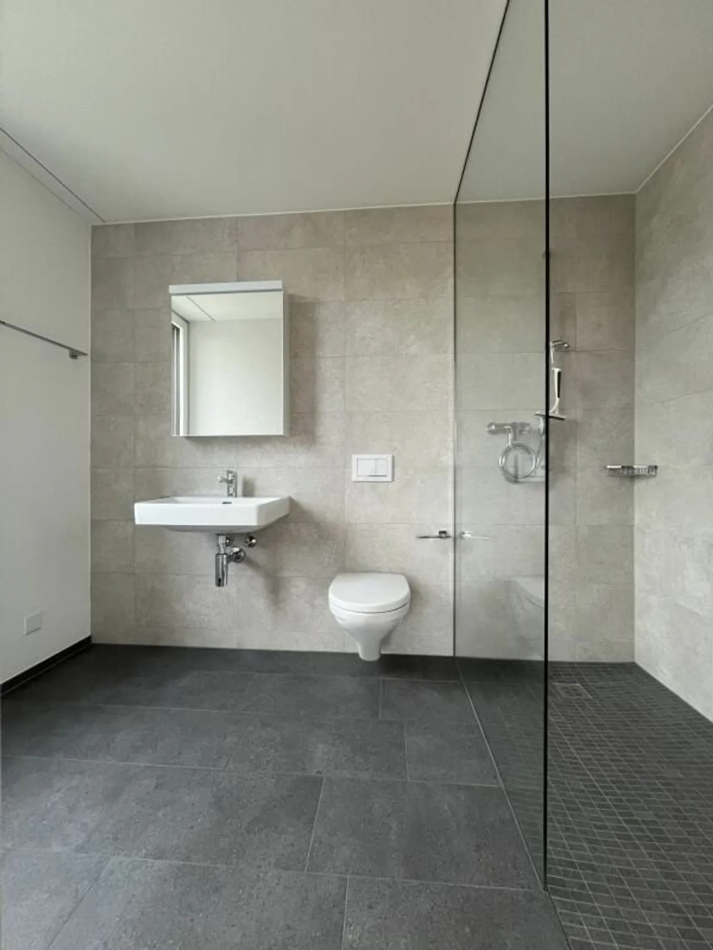 Appartement moderne de 4,5 pièces au cœur de Dagmersellen - Photo 10 sur 12