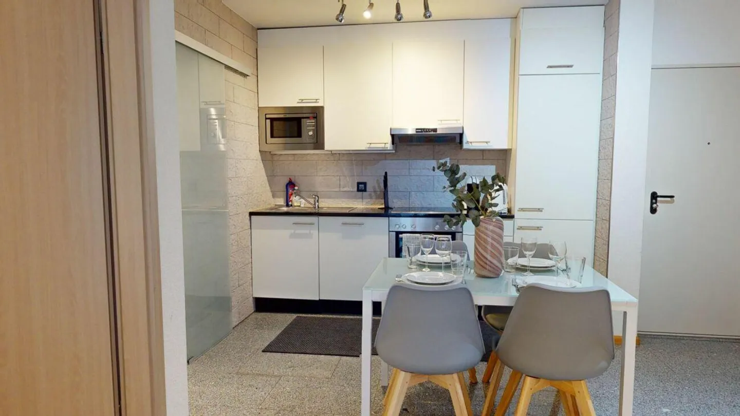 Stilvolles Apartment in Gundeldingen - Foto 3 von 8
