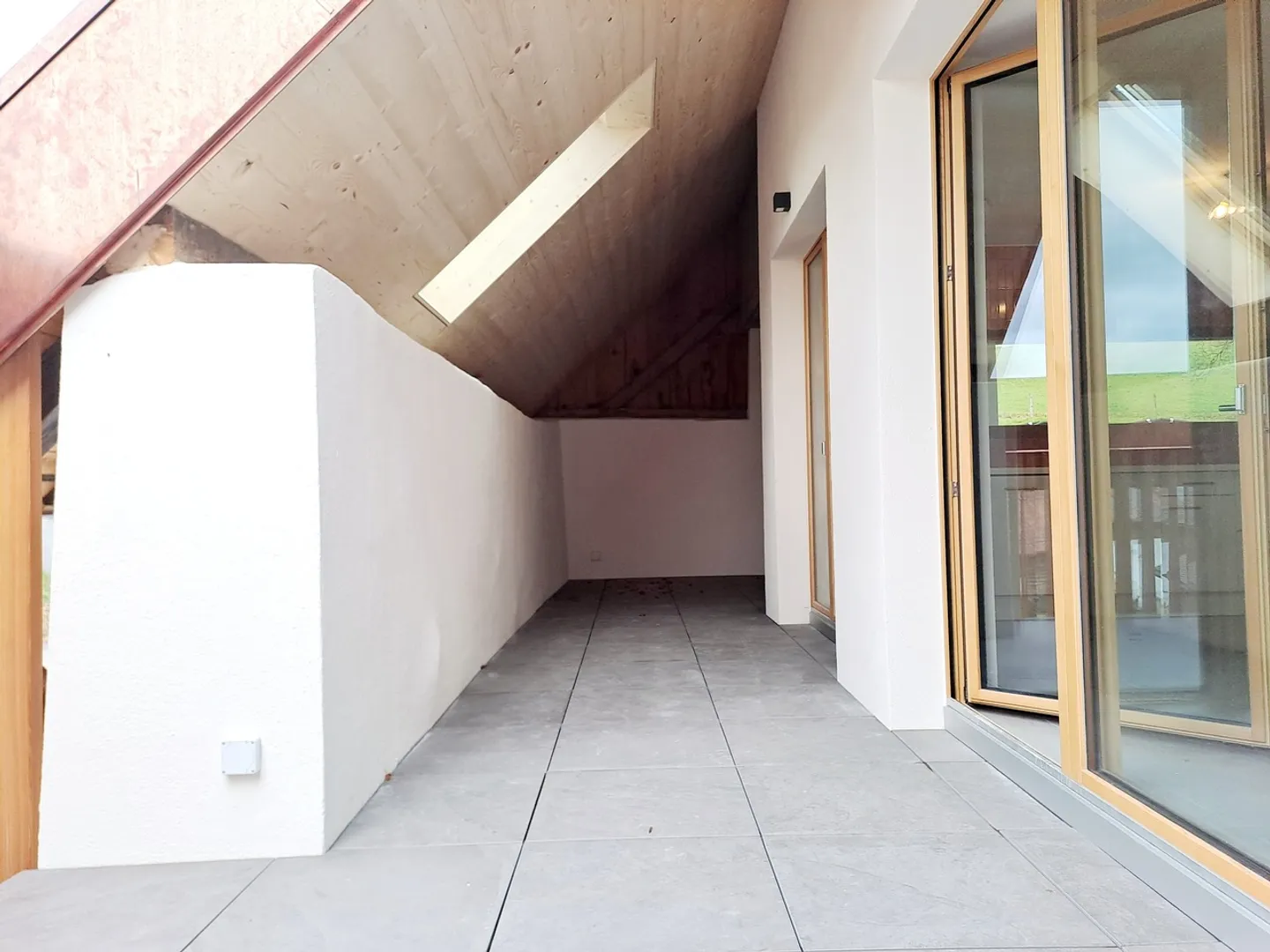 CHAMPAGNE 14, New apartment with 4.5 rooms and 2 bathrooms - Photo 4 of 13