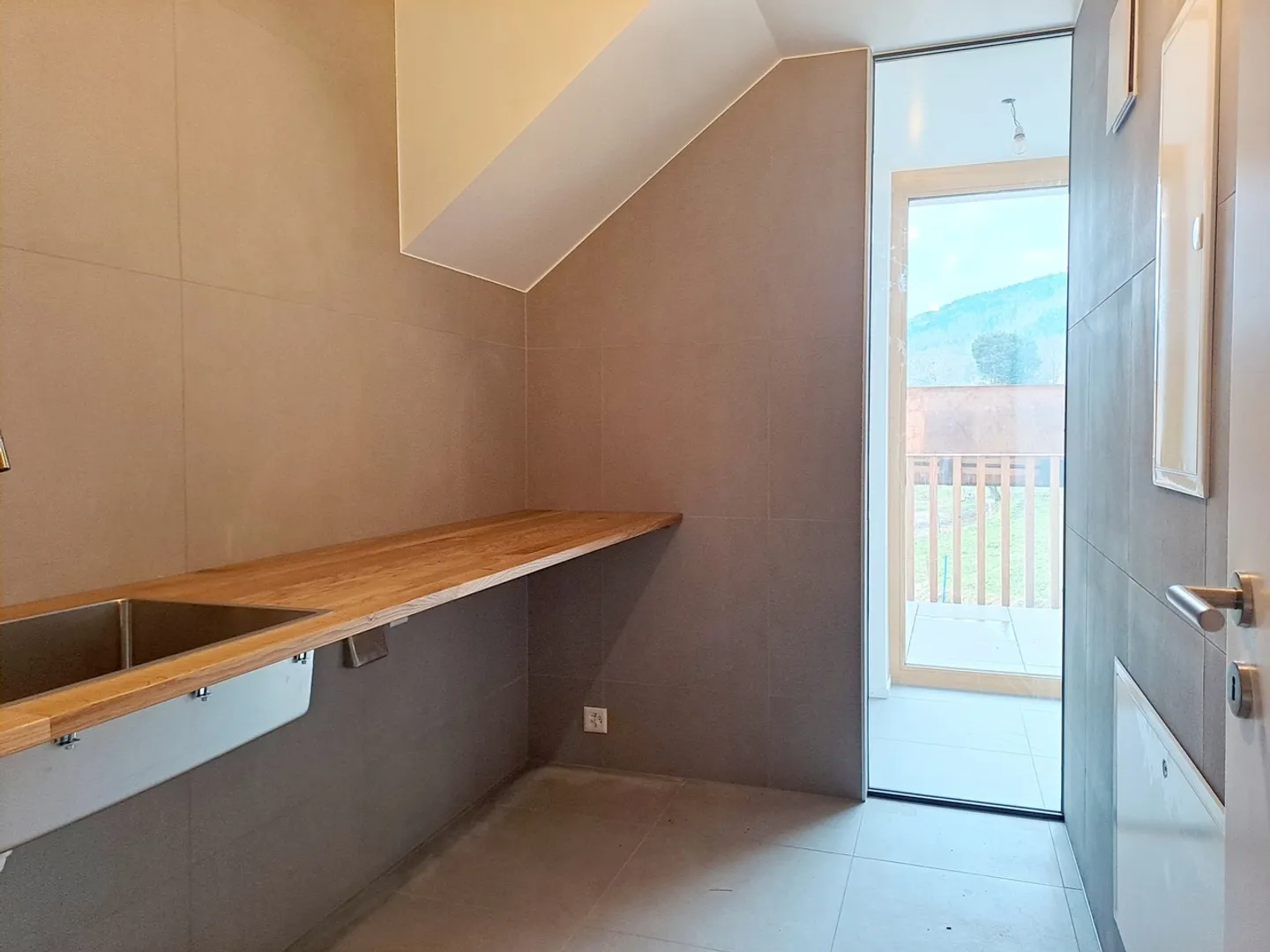 CHAMPAGNE 14, New apartment with 4.5 rooms and 2 bathrooms - Photo 10 of 13