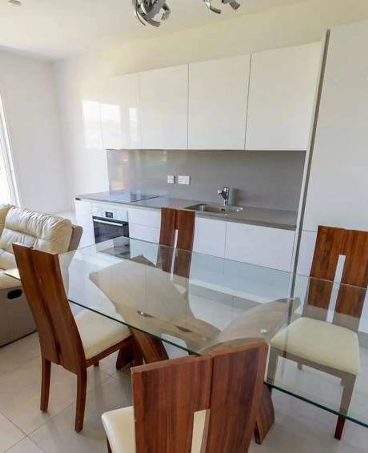 Sale of 2.5 rental units in a strategic location, Caslano - Photo 2 of 11