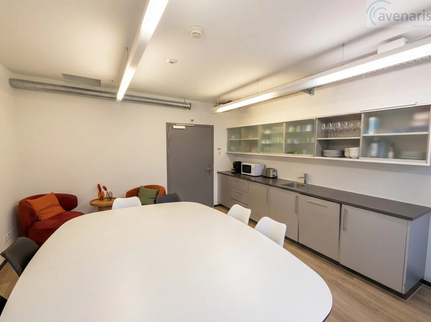 Modernes Privatbüro mit umfassender Rundum-Infrastruktur - Foto 5 di 7