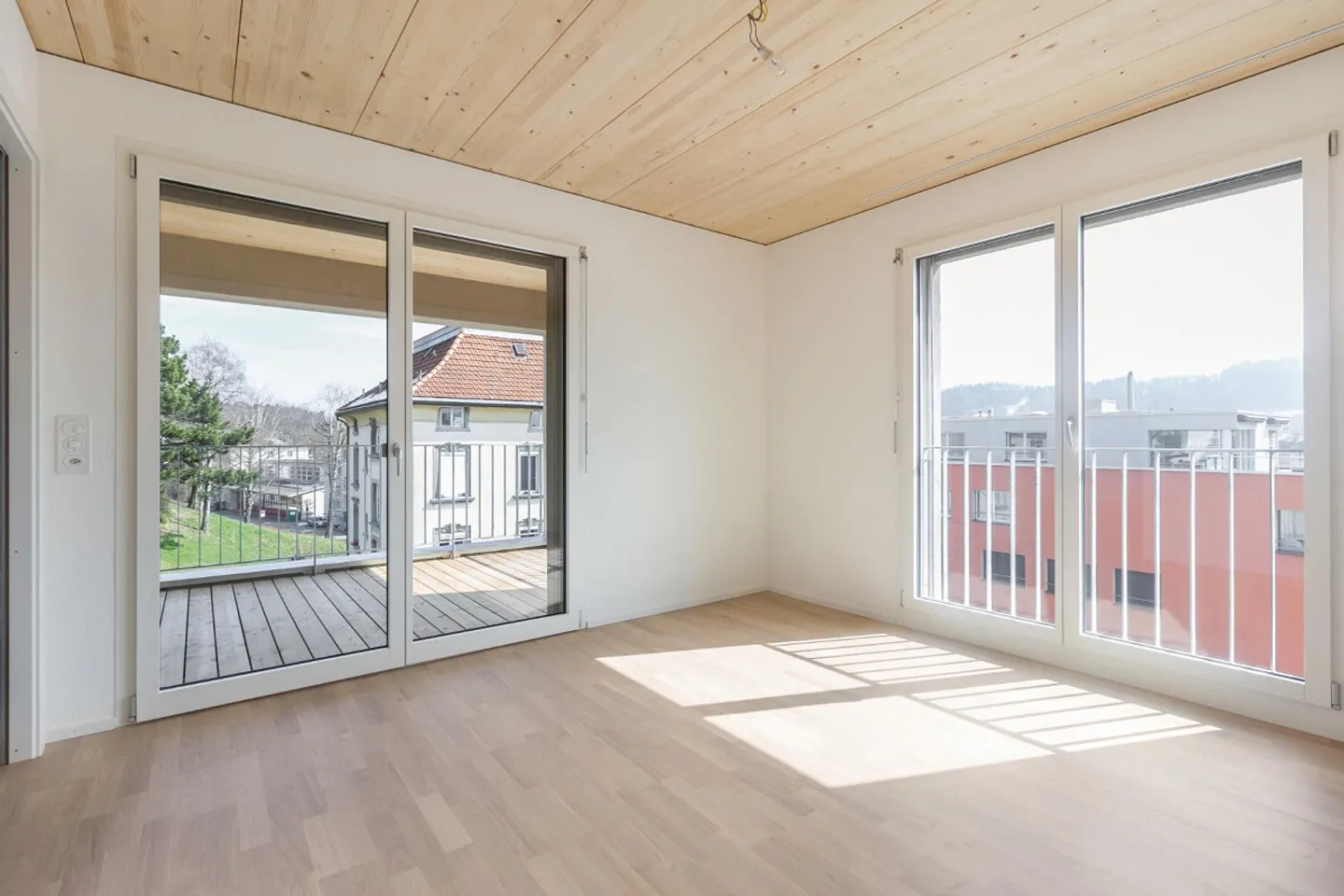 Modernes Apartment mit Balkon - Foto 4 von 5