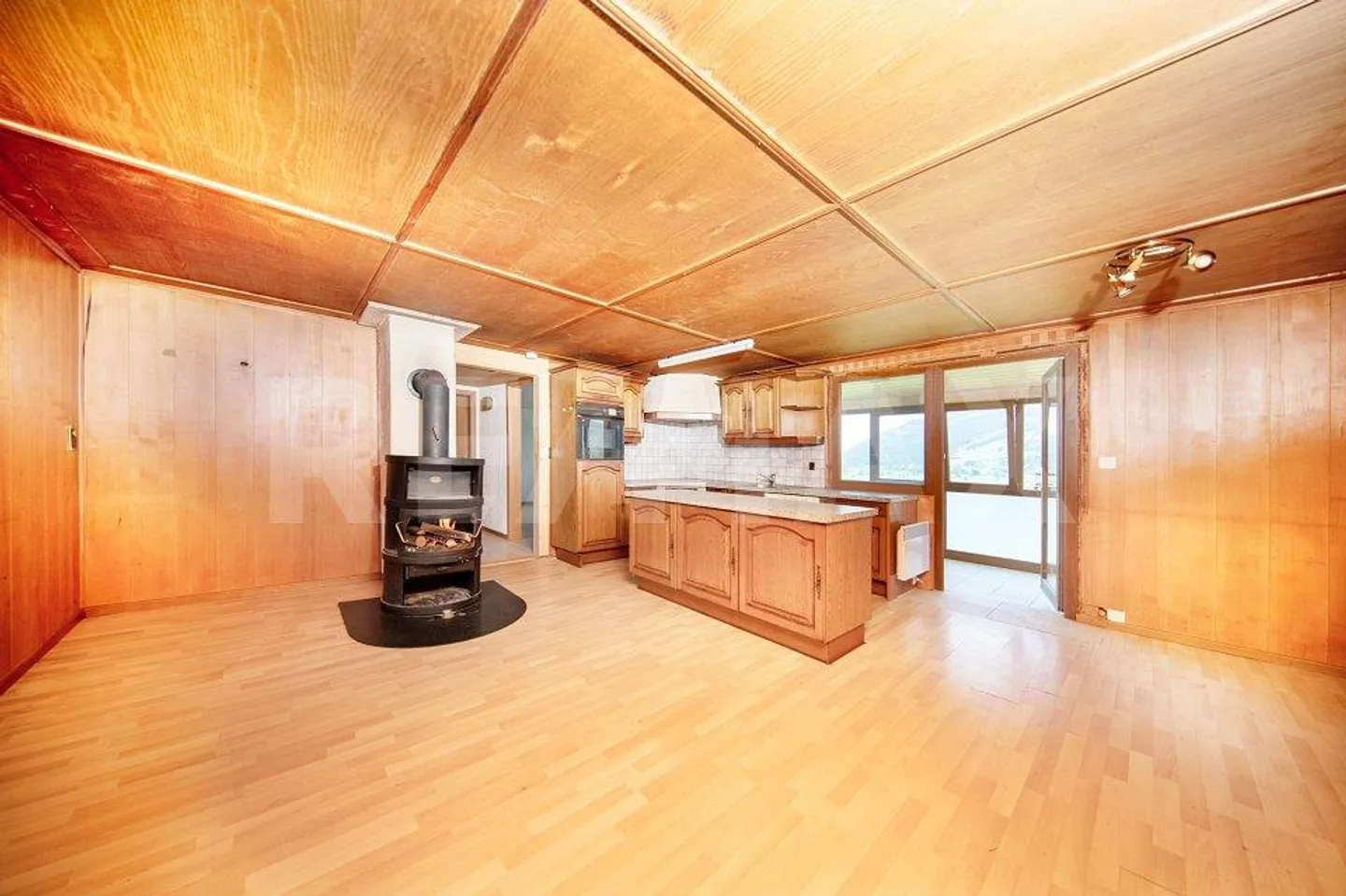 Charming 3-room single-family house with dream lake view in Lauerz SZ - Photo 5 of 13