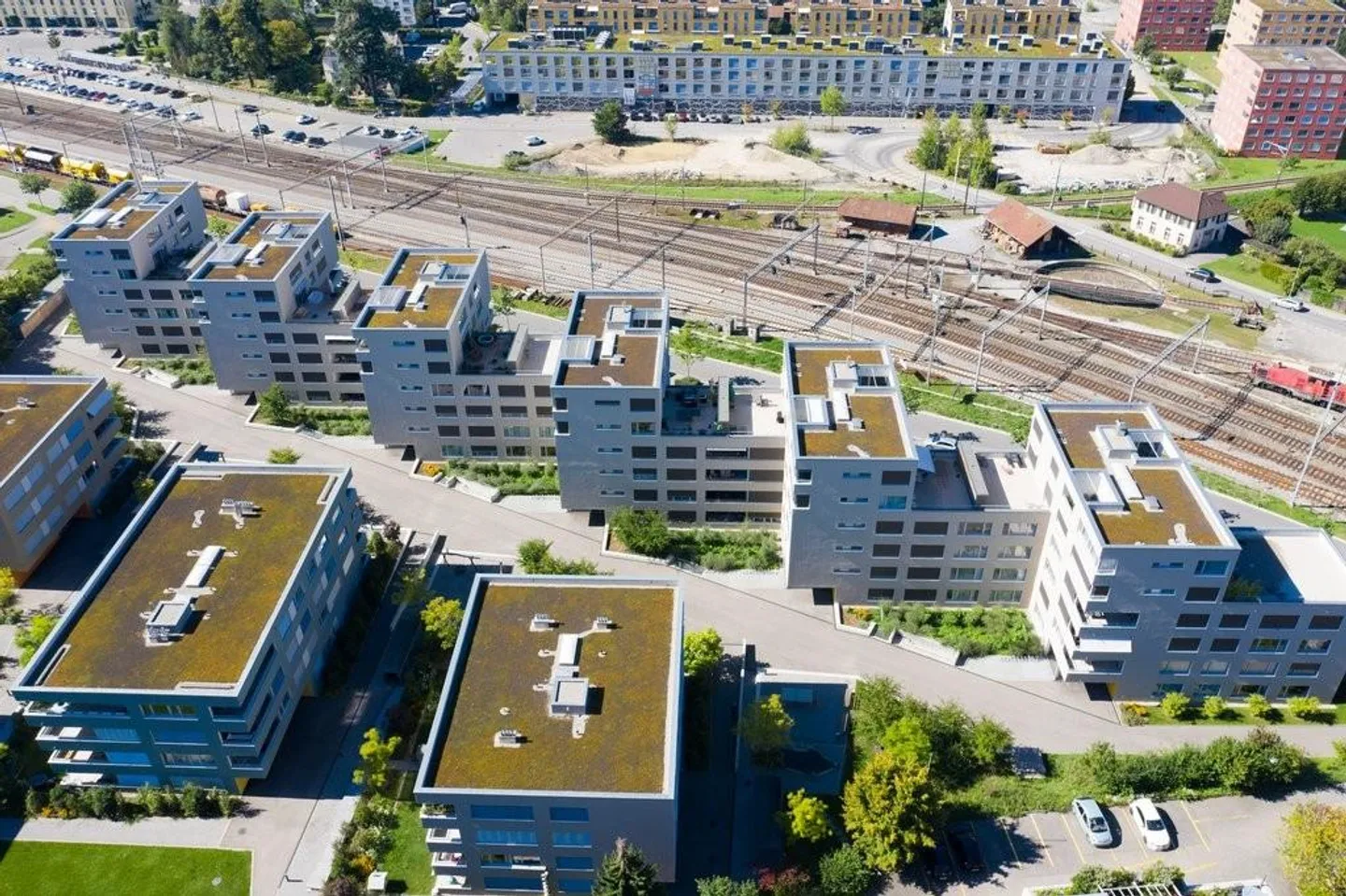 Appartement moderne de 3,5 pièces avec grande terrasse à la gare de Lyss - Photo 9 sur 9