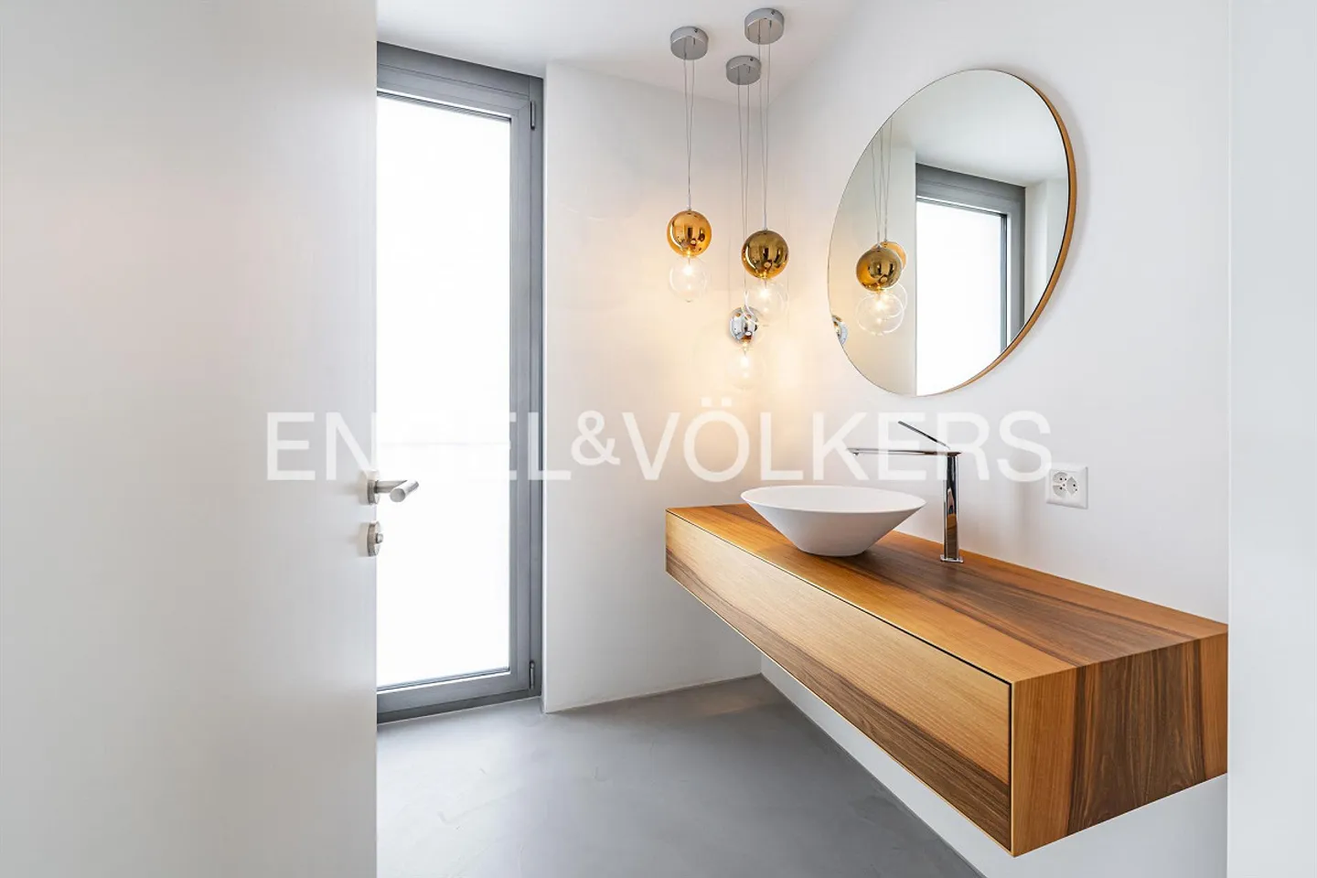 Elegance - Wellness - Lake View (68) - Photo 13 of 15