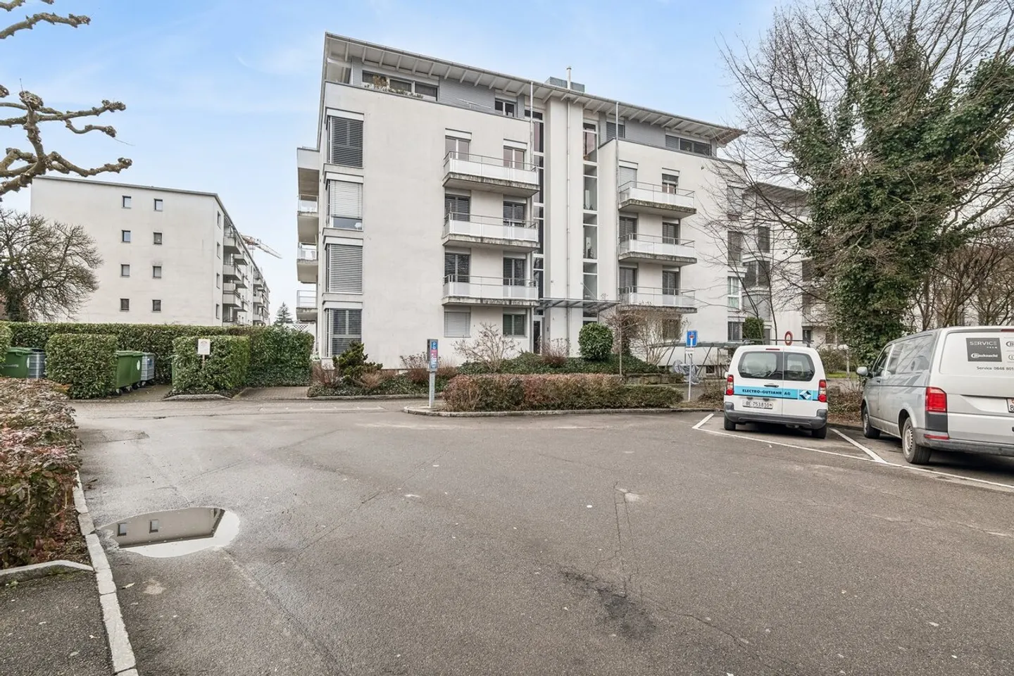 Vivere con comfort: spazioso appartamento di 5,5 stanze a Bienne! - Foto 10 di 11