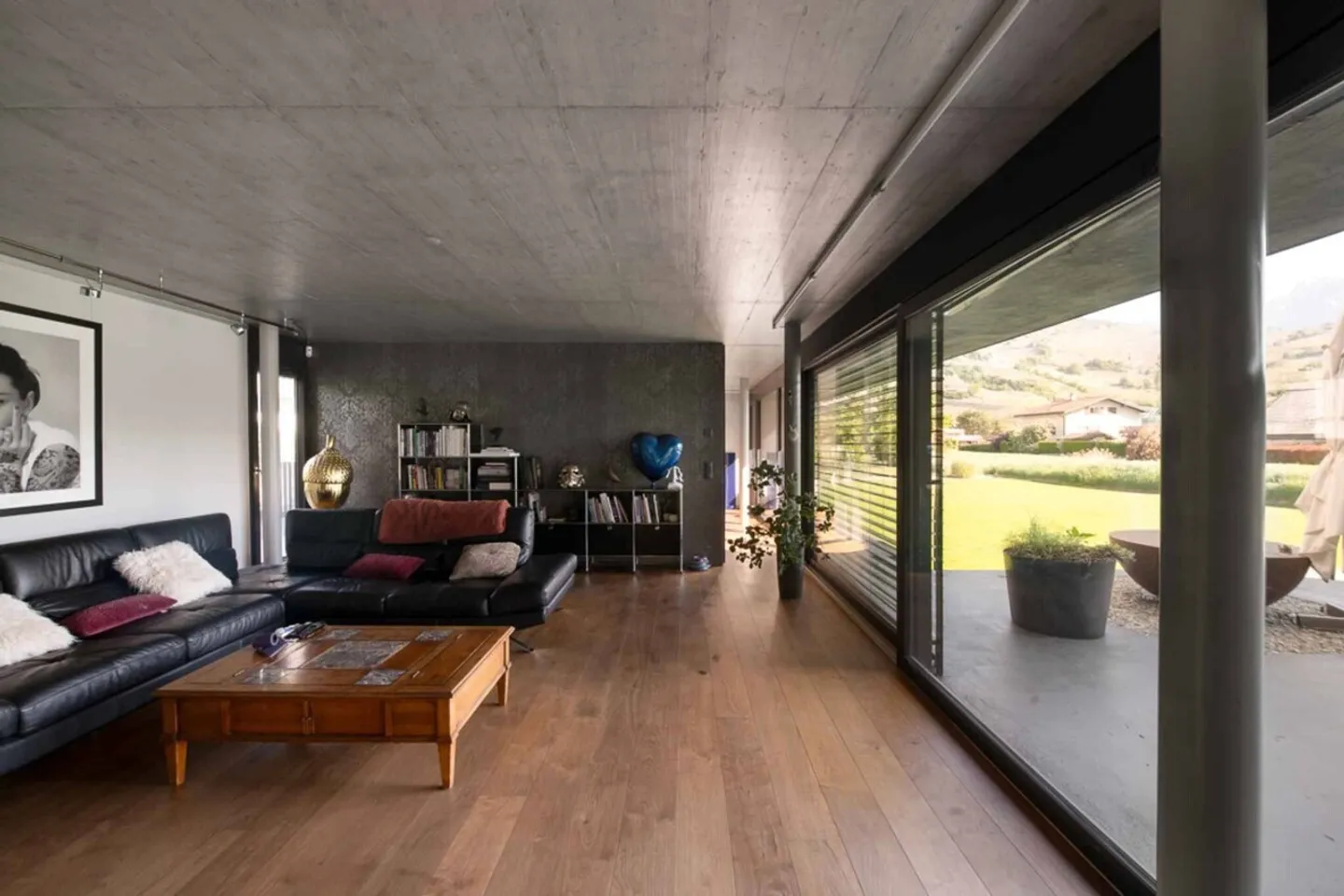 Villa contemporaine à Vétroz - Photo 2 sur 12