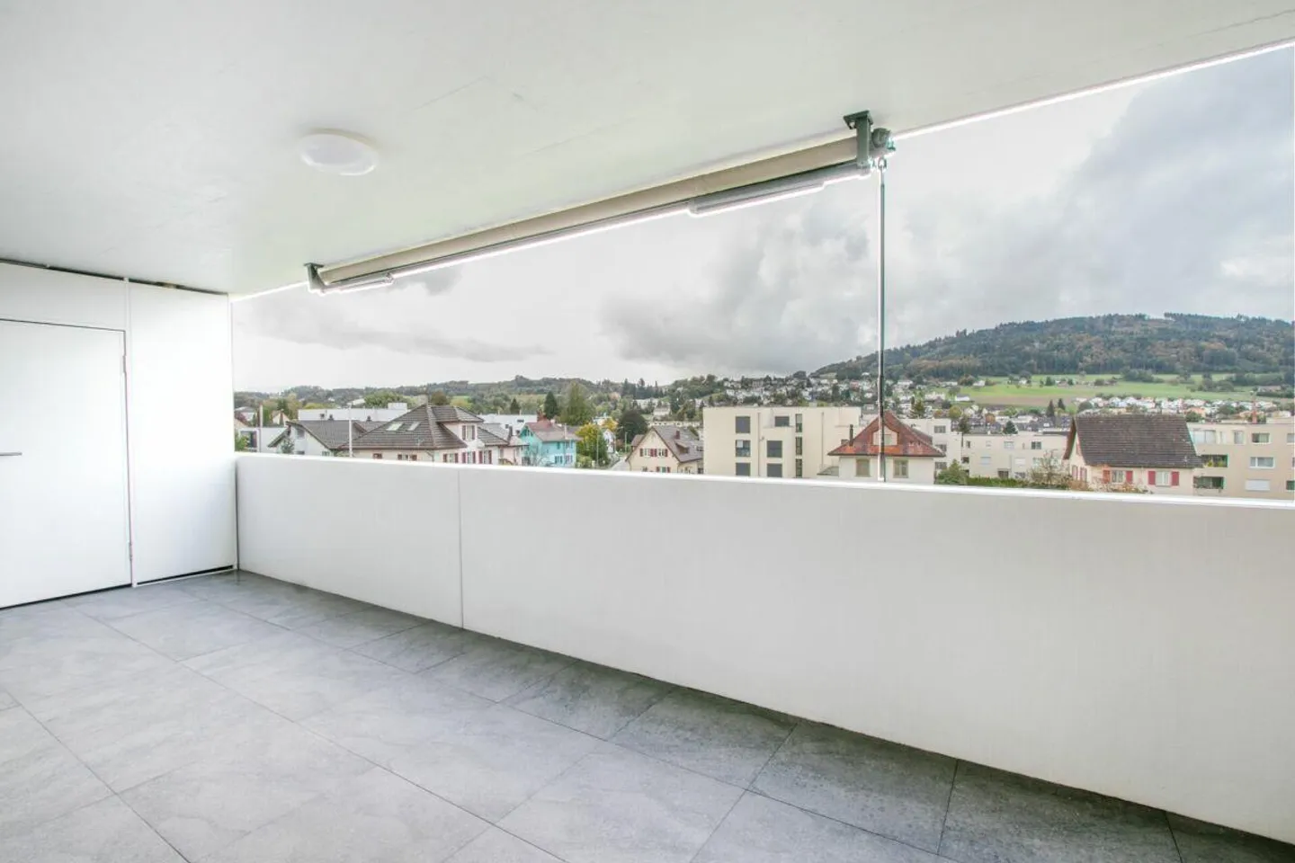 Moderne Renditeliegenschaft mit 12 Wohnungen, 1 Büro und grosszügigem Parkierungsangebot - Foto 10 von 16