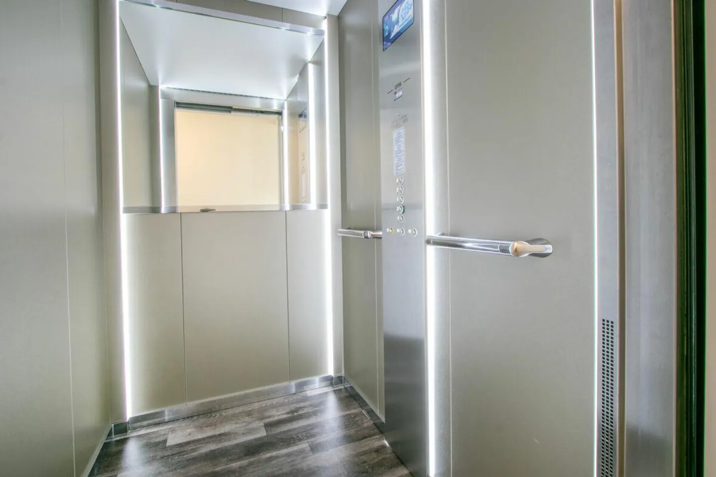 Moderne Renditeliegenschaft mit 12 Wohnungen, 1 Büro und grosszügigem Parkierungsangebot - Foto 14 von 16