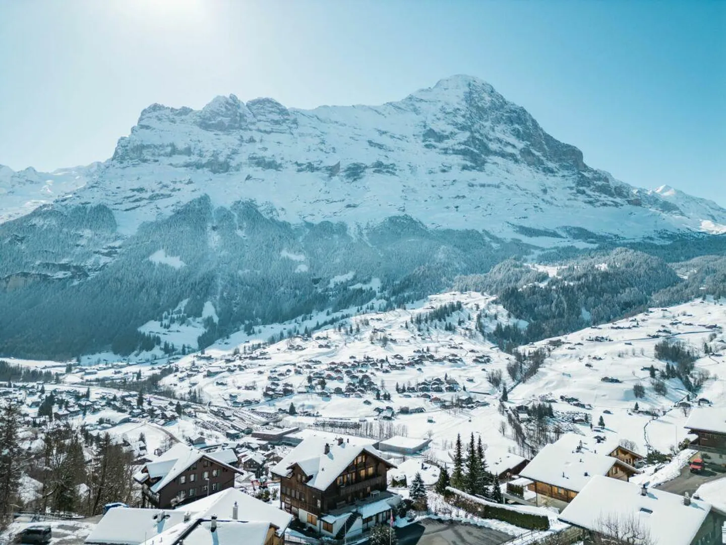 Ampio appartamento di 4,5 stanze nel Chalet Gemel con vista sulle montagne - Foto 18 di 20