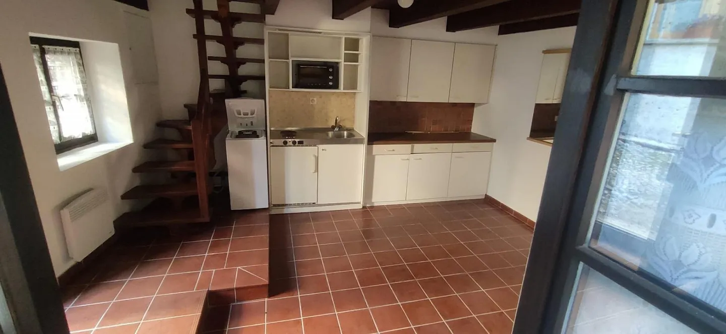 rustico di 3 locali con terreno - Foto 8 di 25