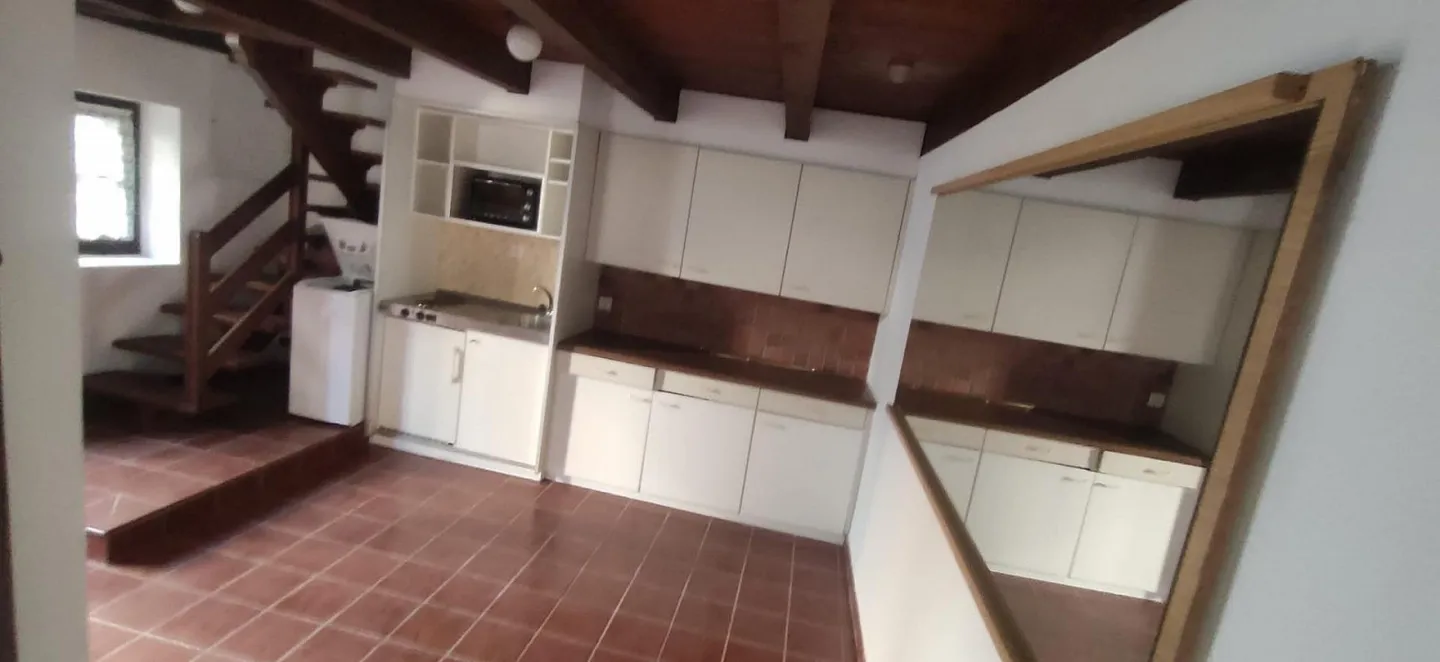 rustico di 3 locali con terreno - Foto 7 di 25