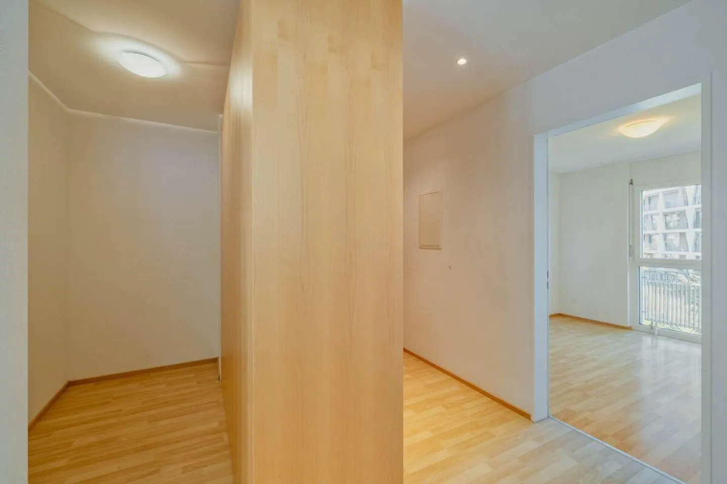 Charming 3.5 Room Apartment - Photo 12 of 22