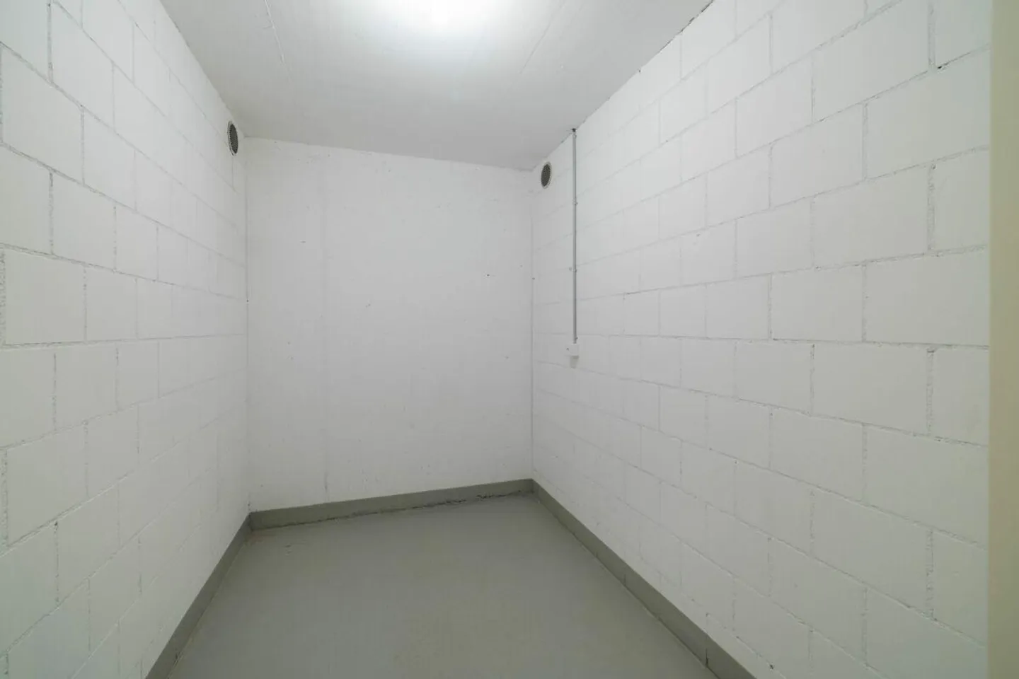 Charming 3.5 Room Apartment - Photo 15 of 22