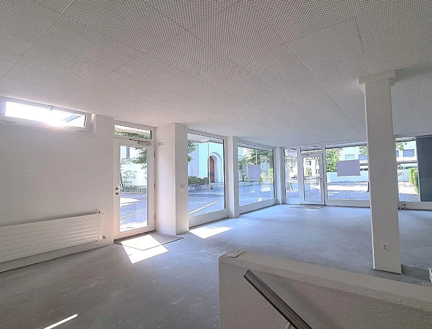Zentrale Büro-/Geschäftsräume - Foto 1 von 7