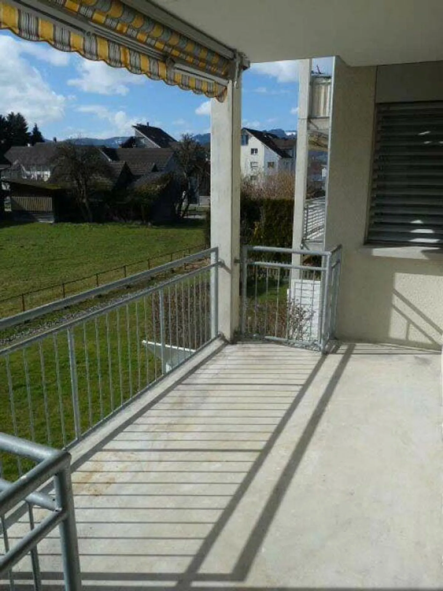 Luminoso, centrale, adatto alle famiglie - appartamento con 3 camere... - Foto 3 di 13