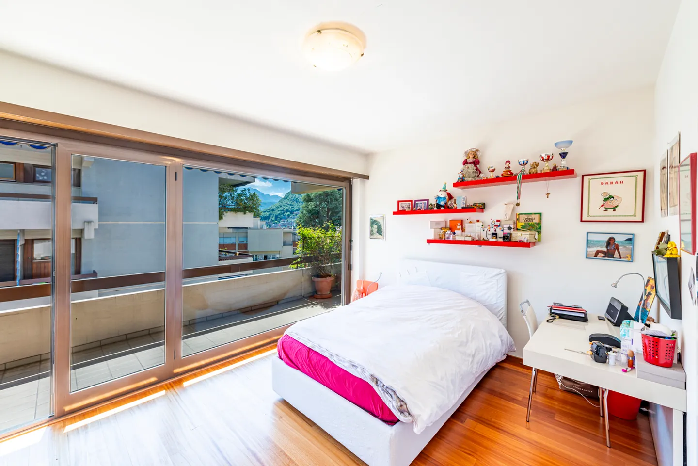 Appartement spacieux et lumineux dans un quartier stratégique - Photo 9 sur 14