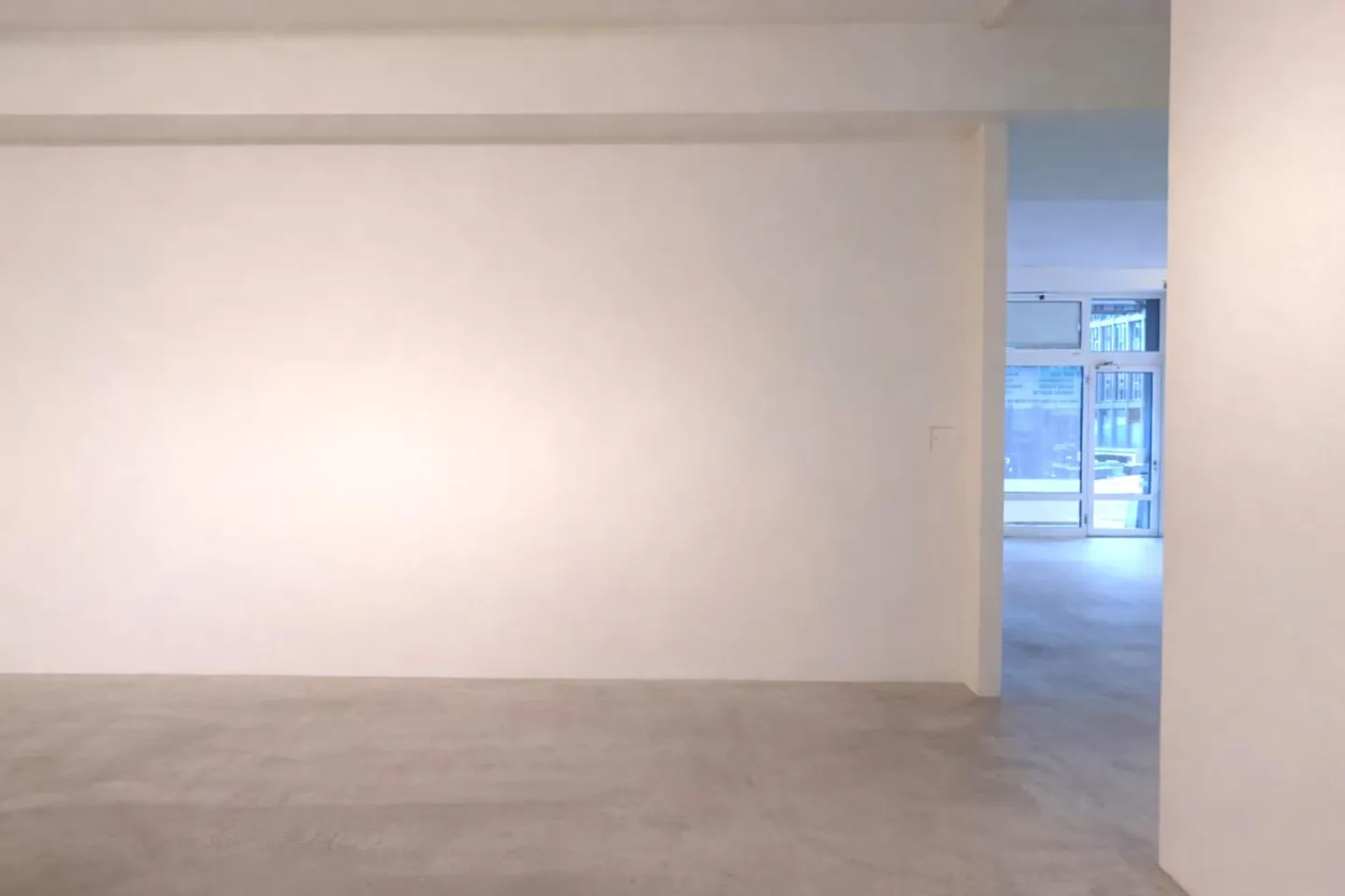 Spazio al piano terra rappresentativo in un indirizzo di prima classe - Foto 4 di 11