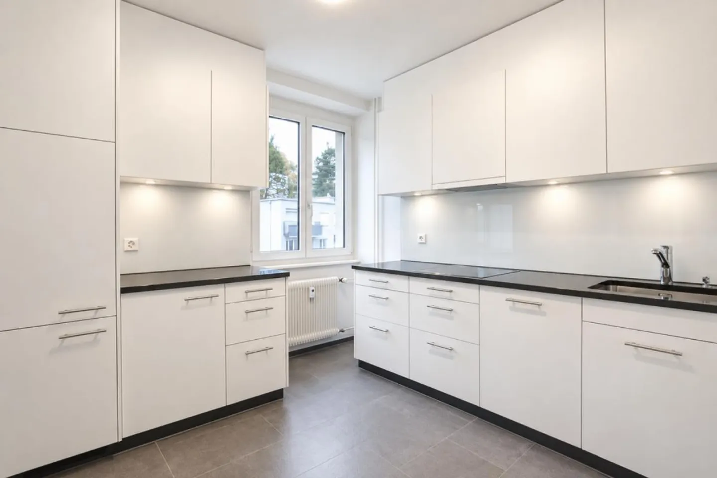 Appartement Charmant Près de la Ville - Photo 1 sur 6