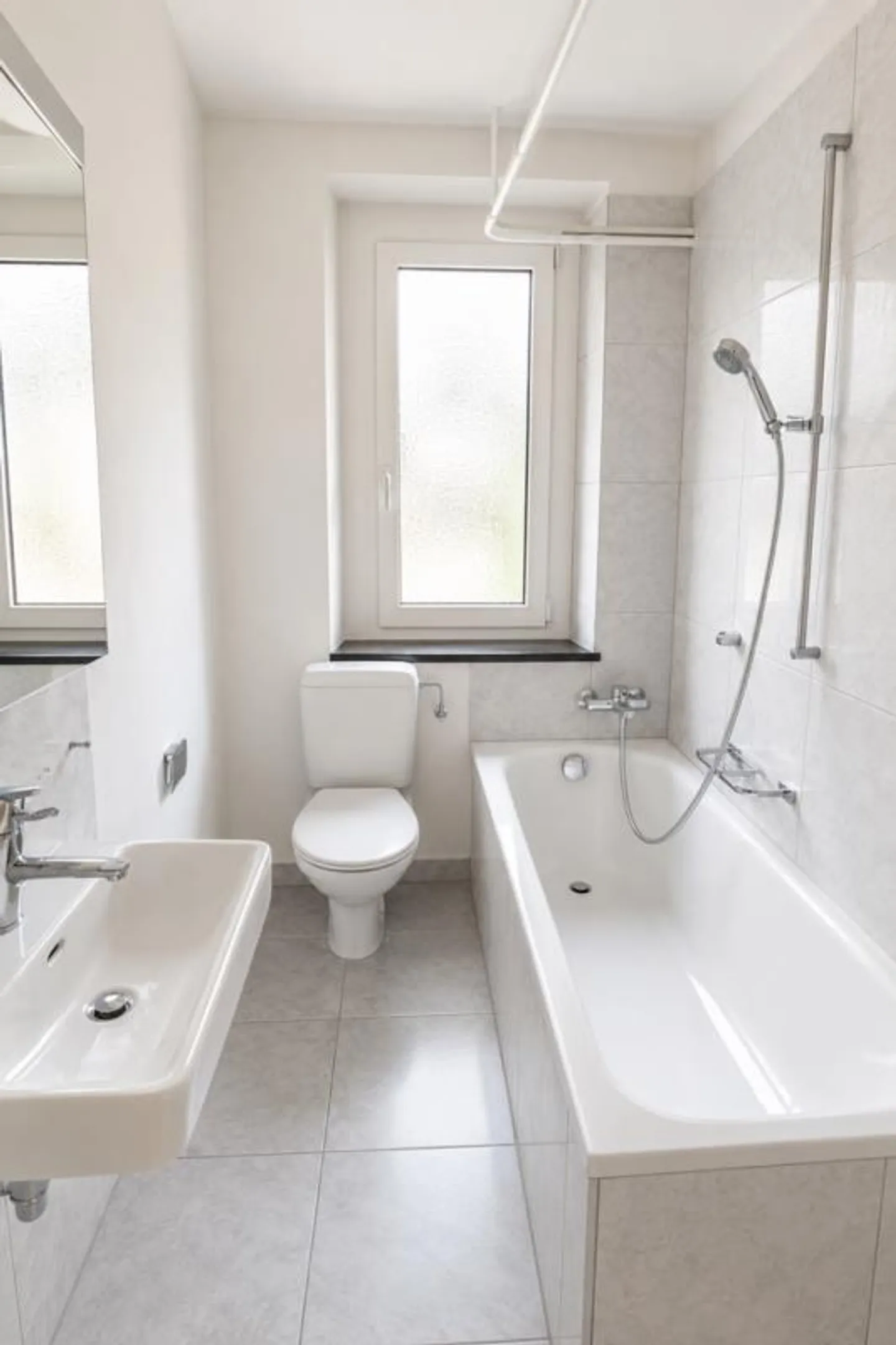 Appartement Charmant Près de la Ville - Photo 2 sur 6