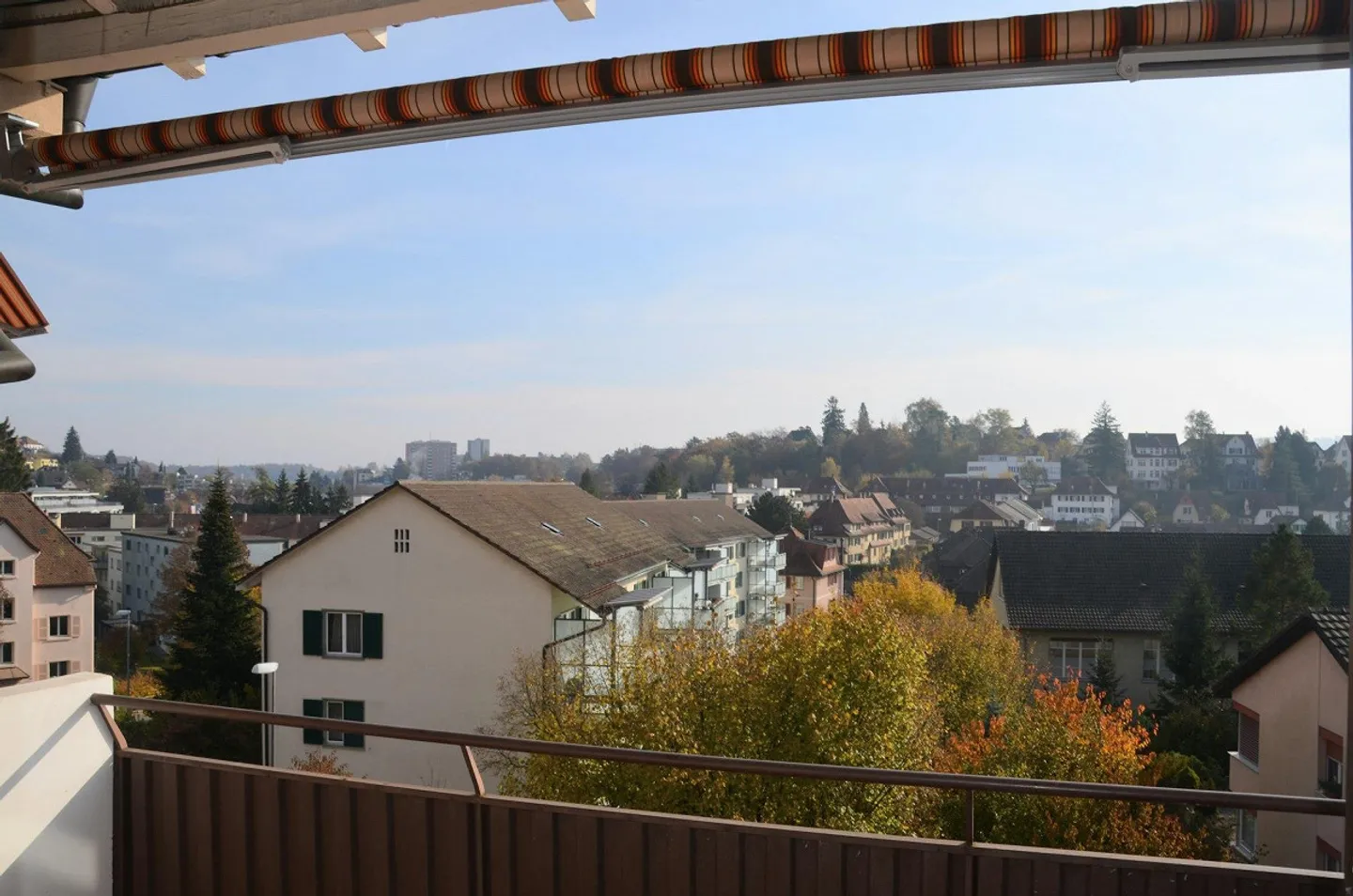 Living on the southern slope with beautiful views - Photo 1 of 8