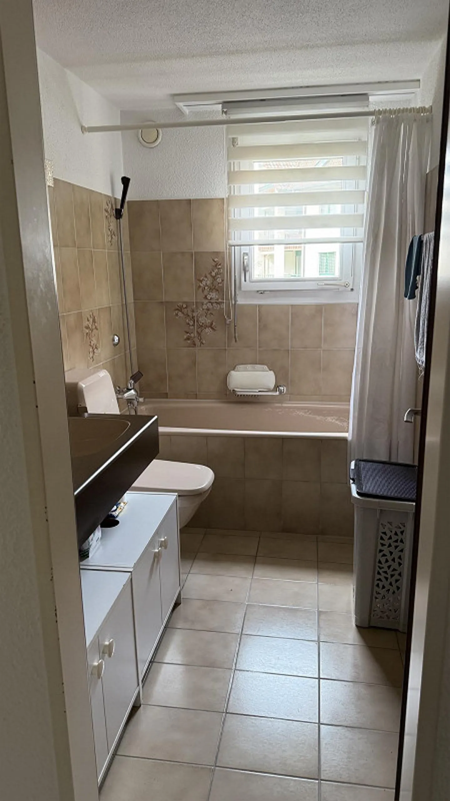 Grosszügige 4.5-Zimmer Wohnung in Ebikon - Foto 4 von 9